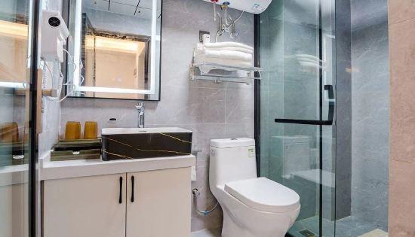 Zimmer - Wowo Intelligent Hotel (Xinyang High Speed Railway Station)