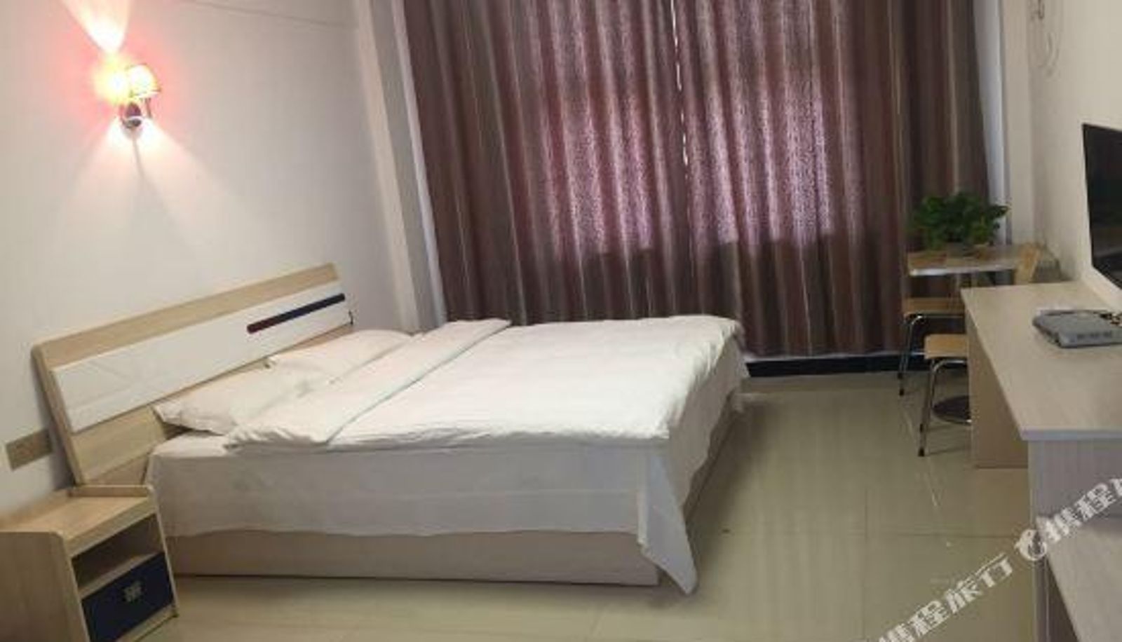 Zimmer - Xinyang Yijia Apartment