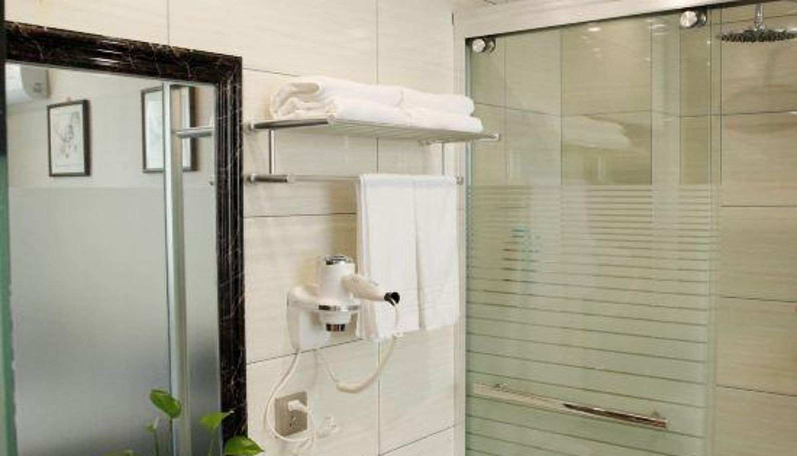 Kamer - Ziyunjia Theme Hotel