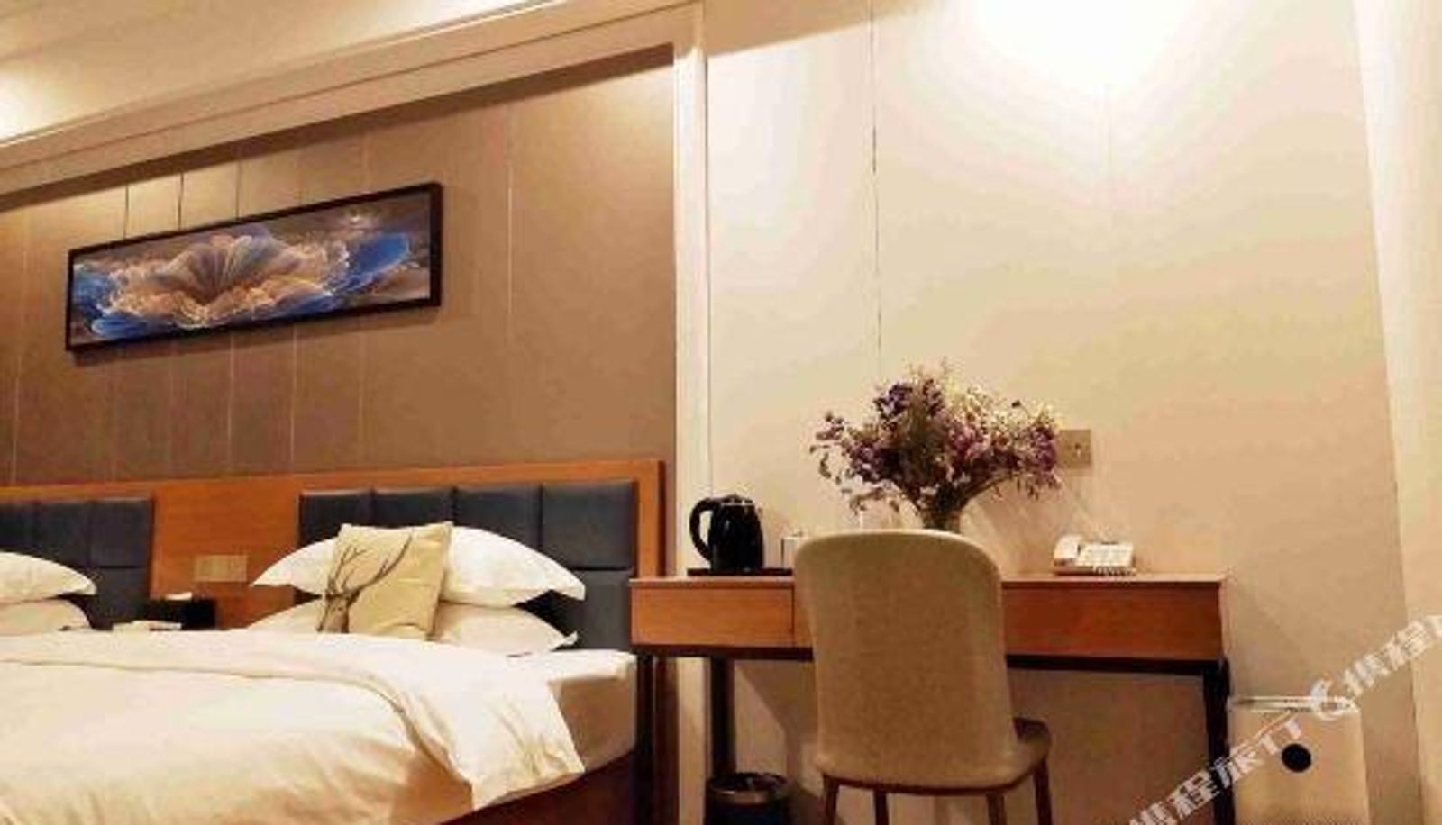 Business room - TianXiang Yayuan Hotel (Xiangyang Xinwuzhong Branch)