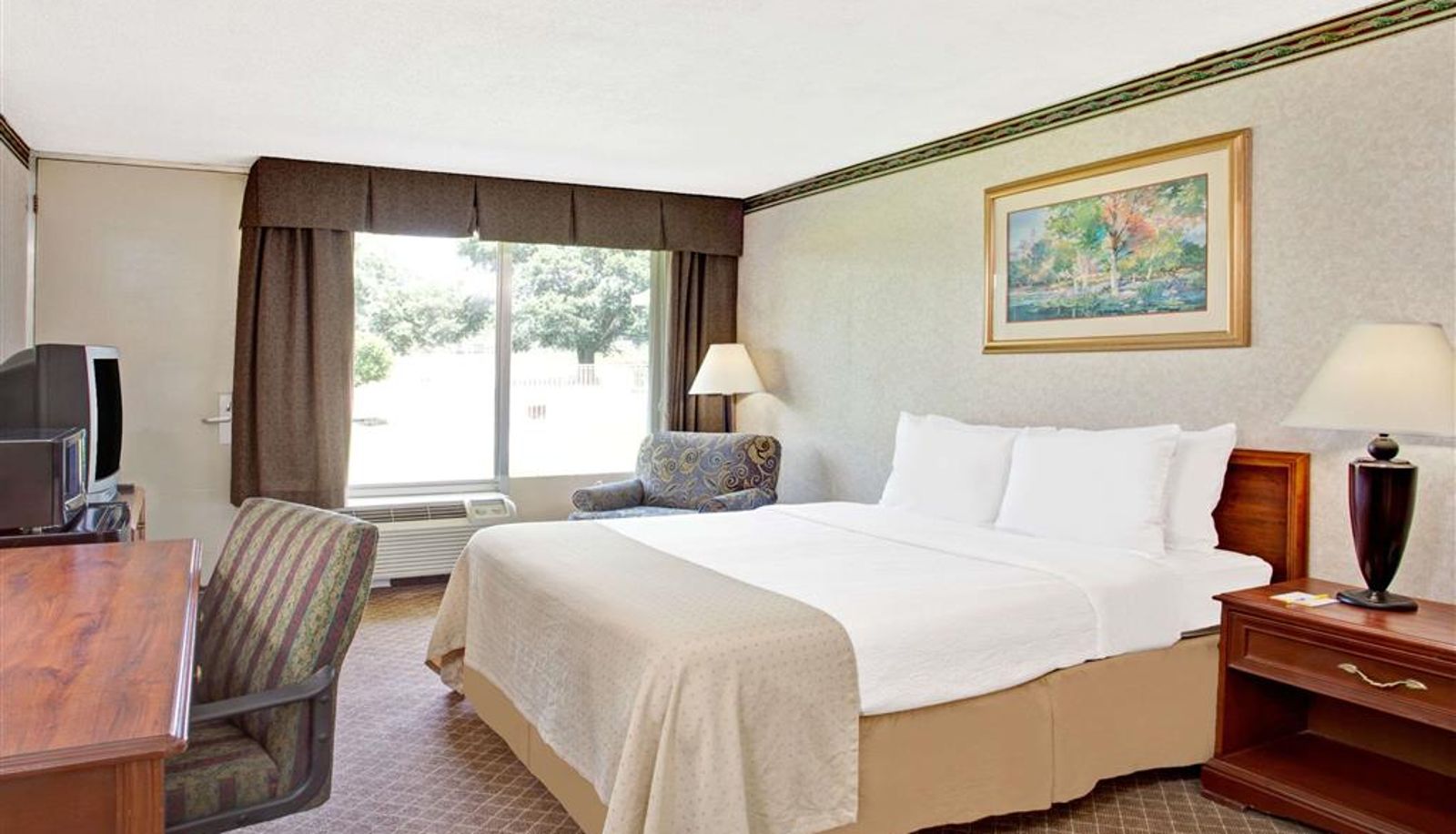 Room - Days Inn by Wyndham Forrest City