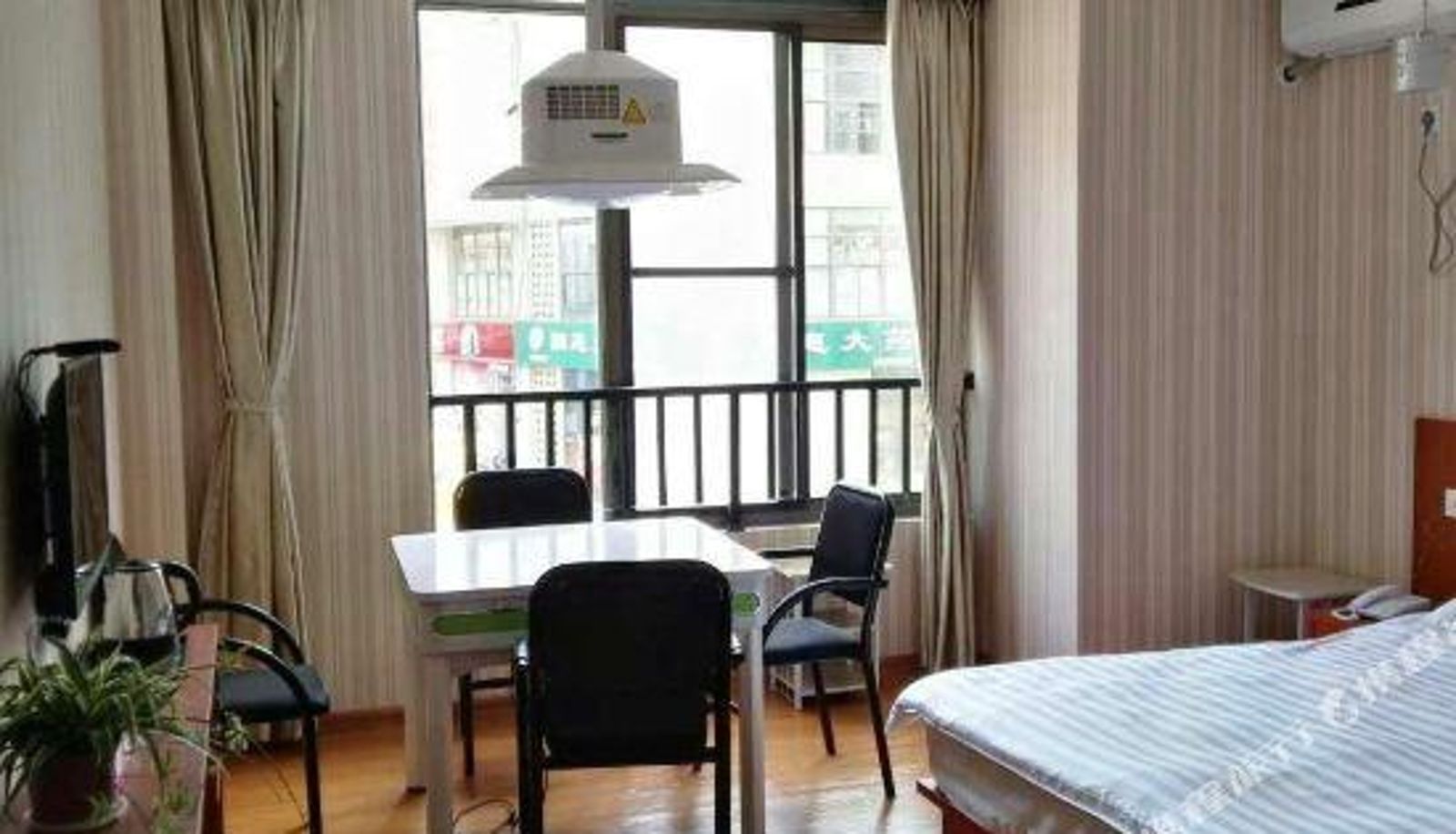 Habitación familiar - Wuhu Juyuan Express Hotel