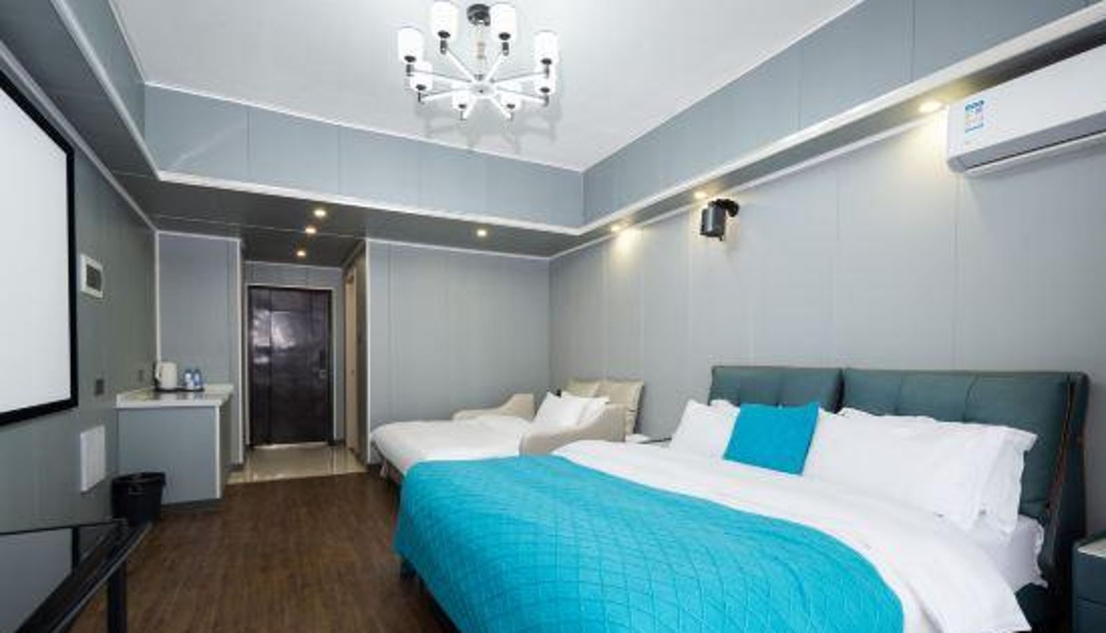Familienzimmer - Qianxi Intelligent Hotel (Wuhan Jingkai Wanda)