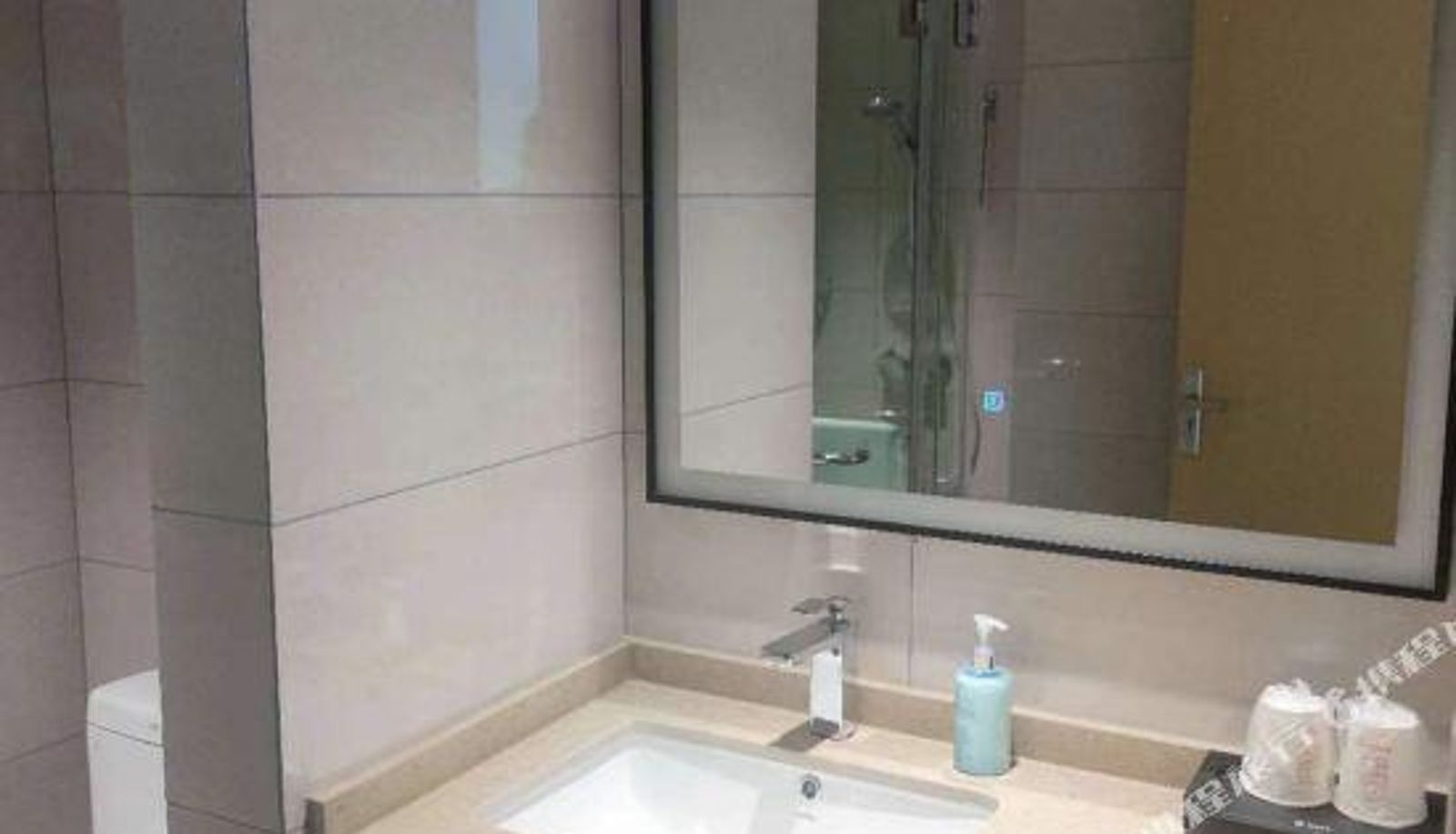 Kamer - Urban Convenience Hotel (Wuhan Jiyuqiao Branch)