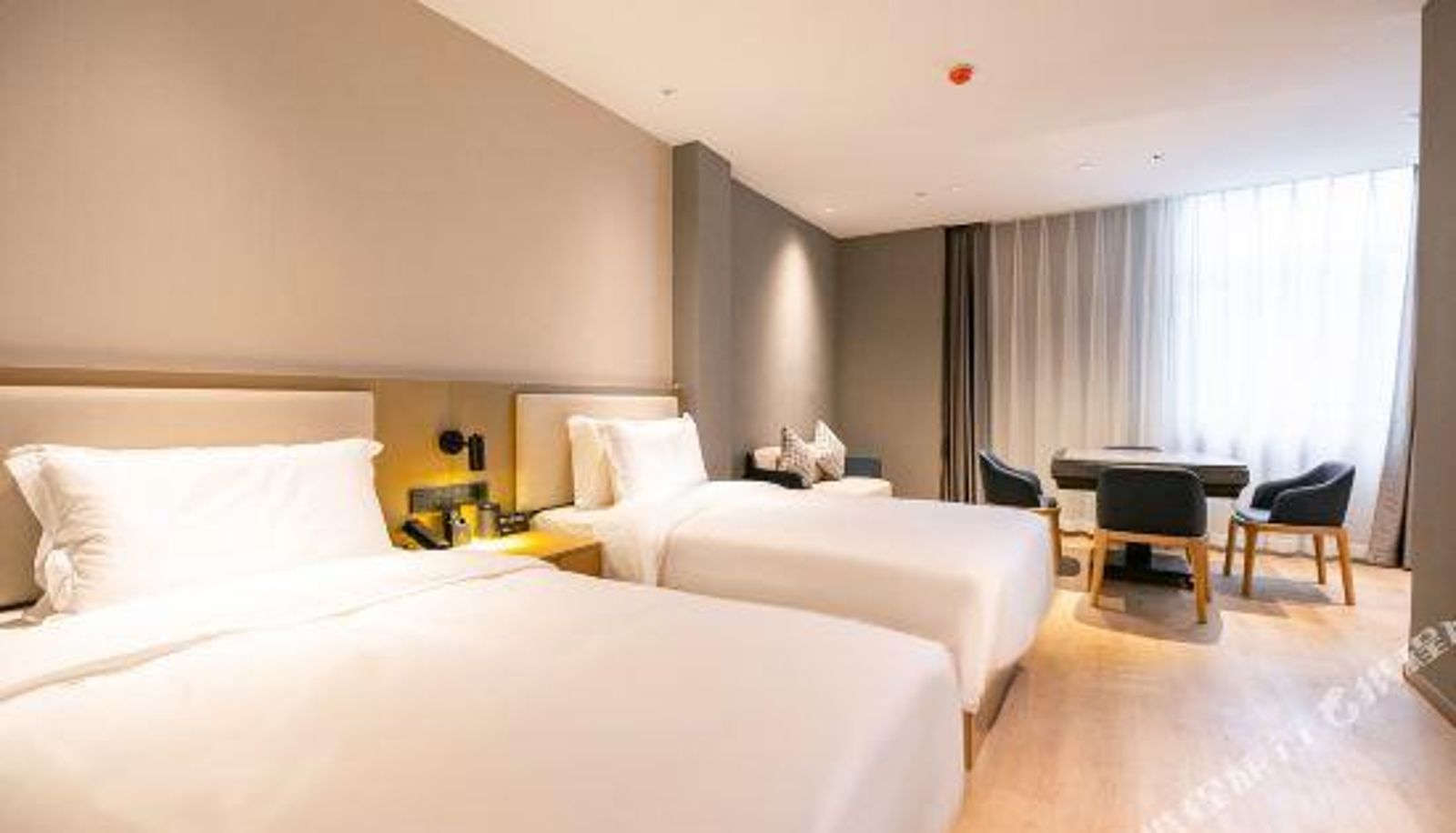 Zimmer - Orange Pai Hotel (Zhashan New Community)
