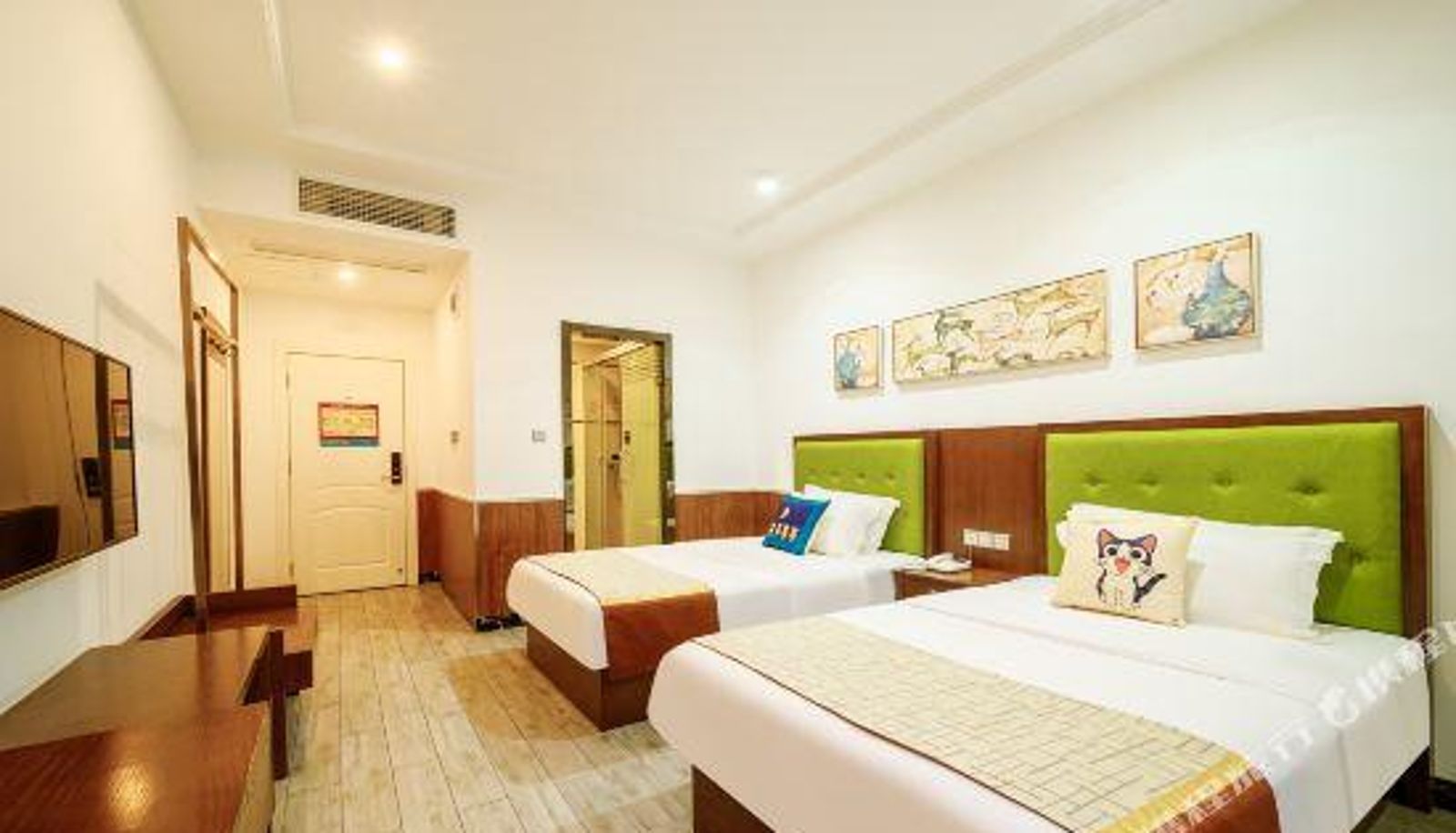 Kamer - Leaves Hotel (Wuhan Guanggu Plaza Xinzhu Road)