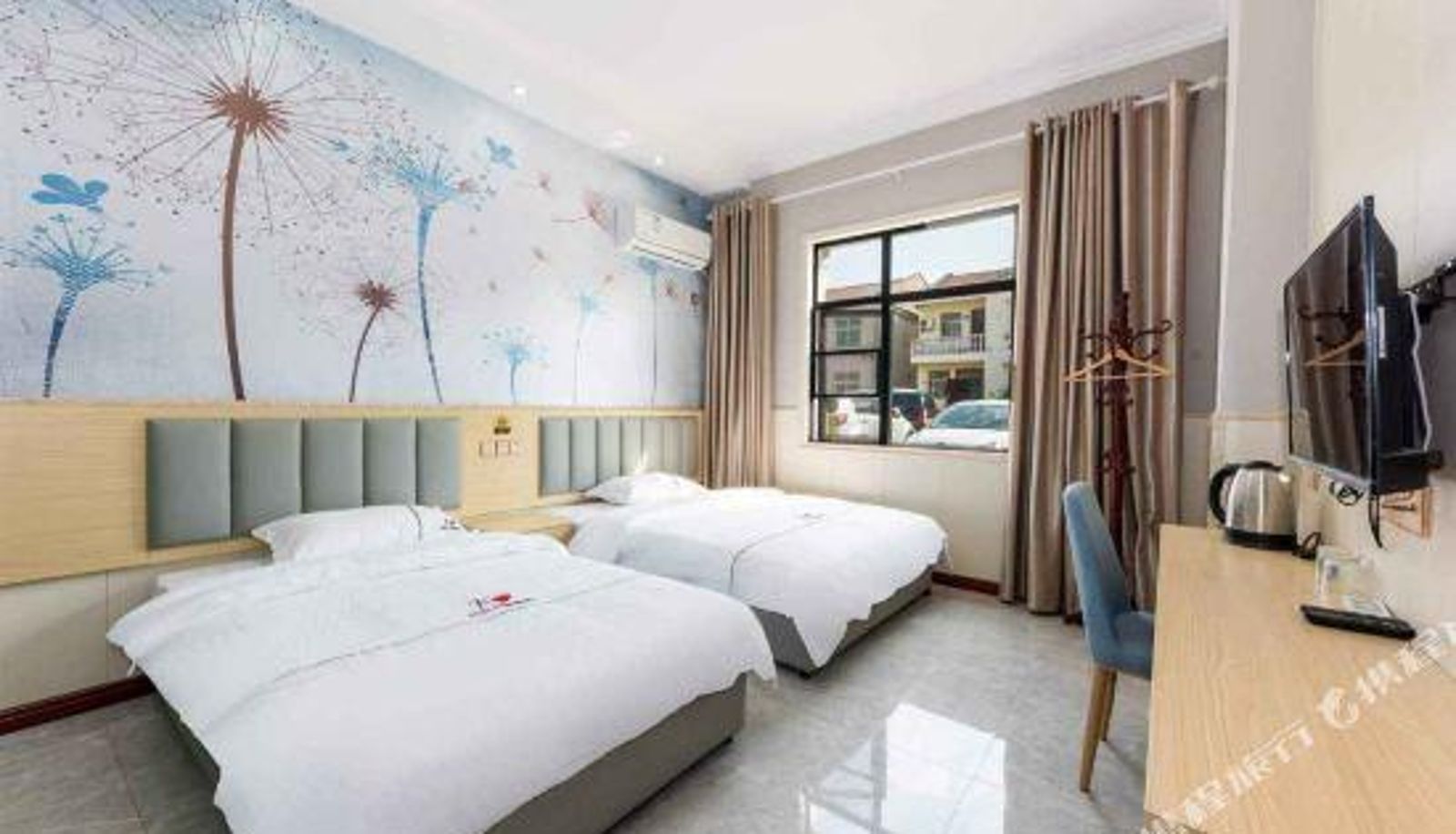Family room - Wuhan Happy Tour Hotel (Tianhe International Airport)