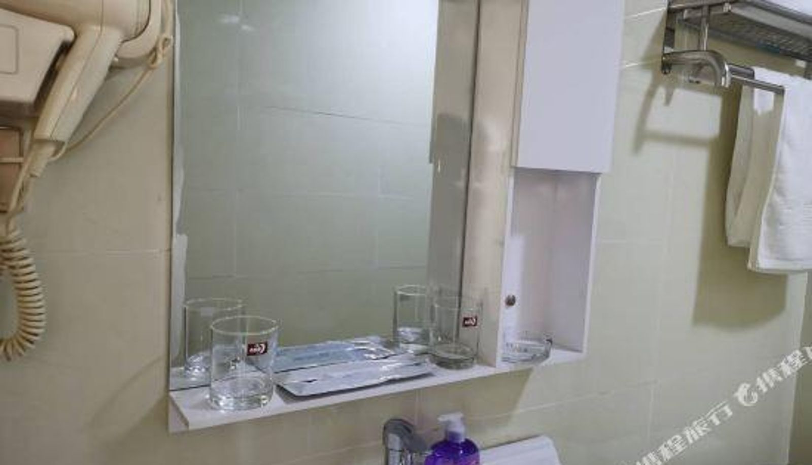 Camera - Wuhan Yuzhong Yuncai Apartment