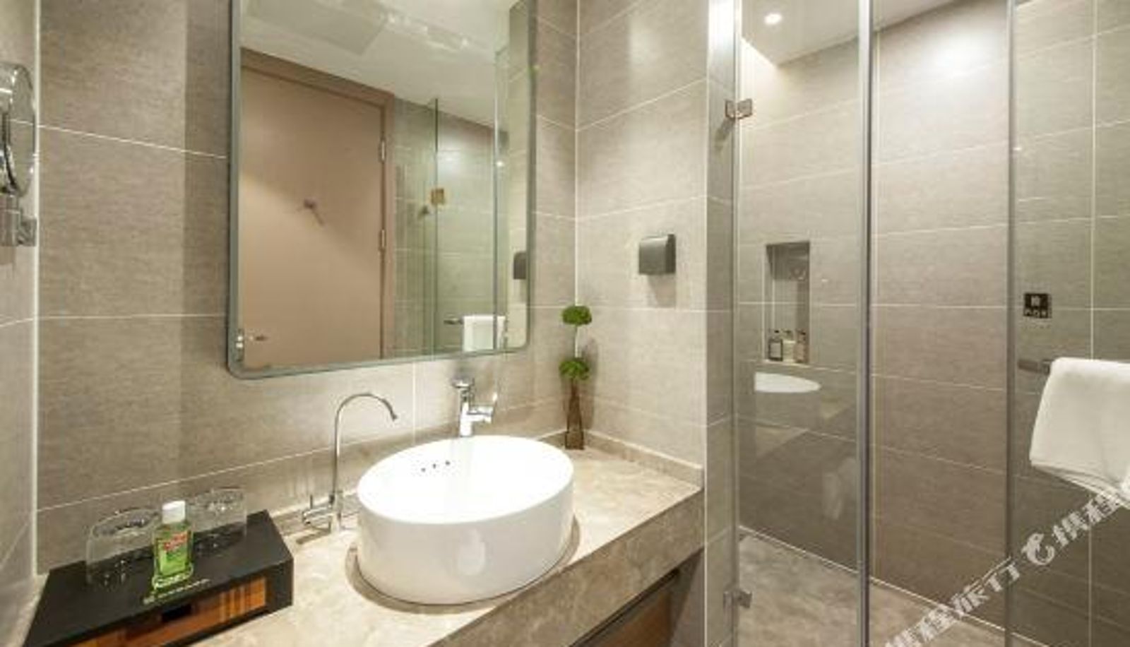 Familienzimmer - Home Inn Plus (Wuhan Zhongnan Subway Station Mengshidai Branch)