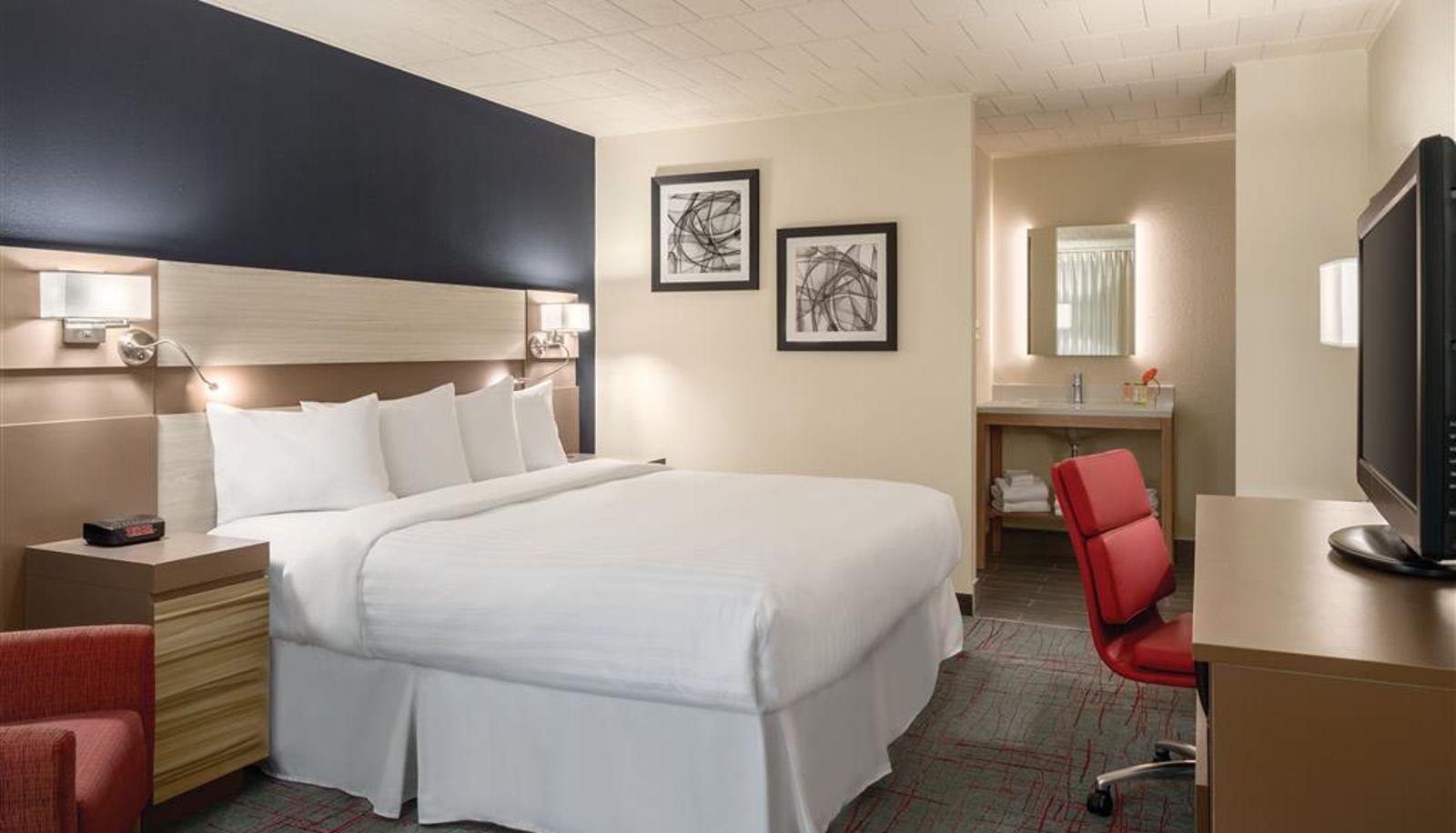 Room - Ramada by Wyndham Indiana