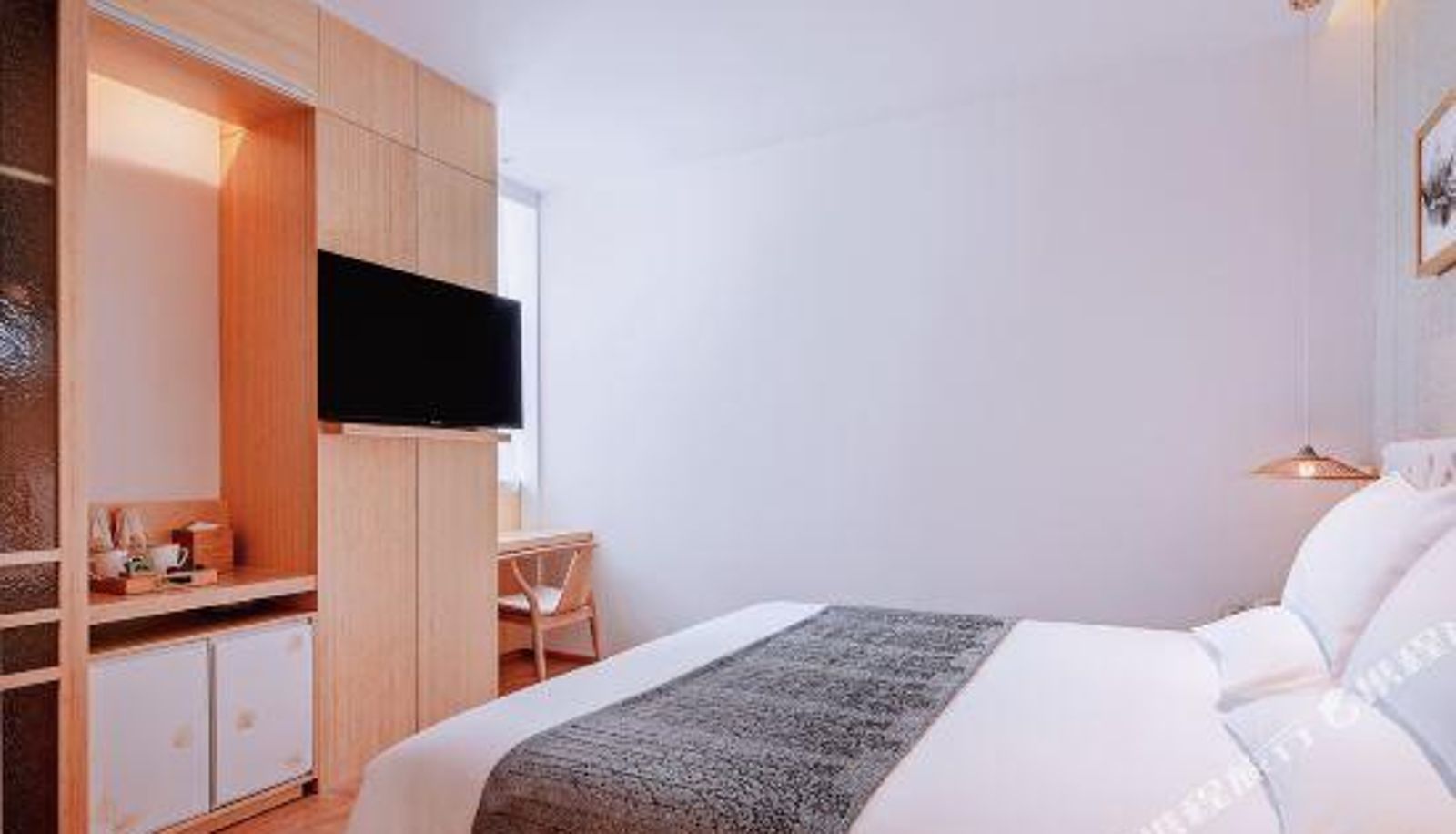 Room - Hidden Hotel
