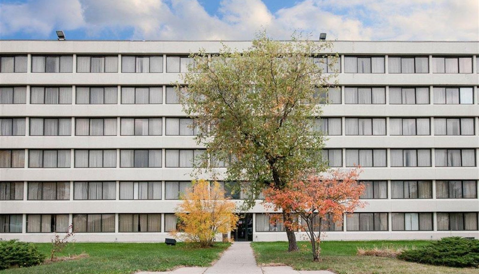 Buitenaanzicht - Rodeway Inn Indianapolis I-70