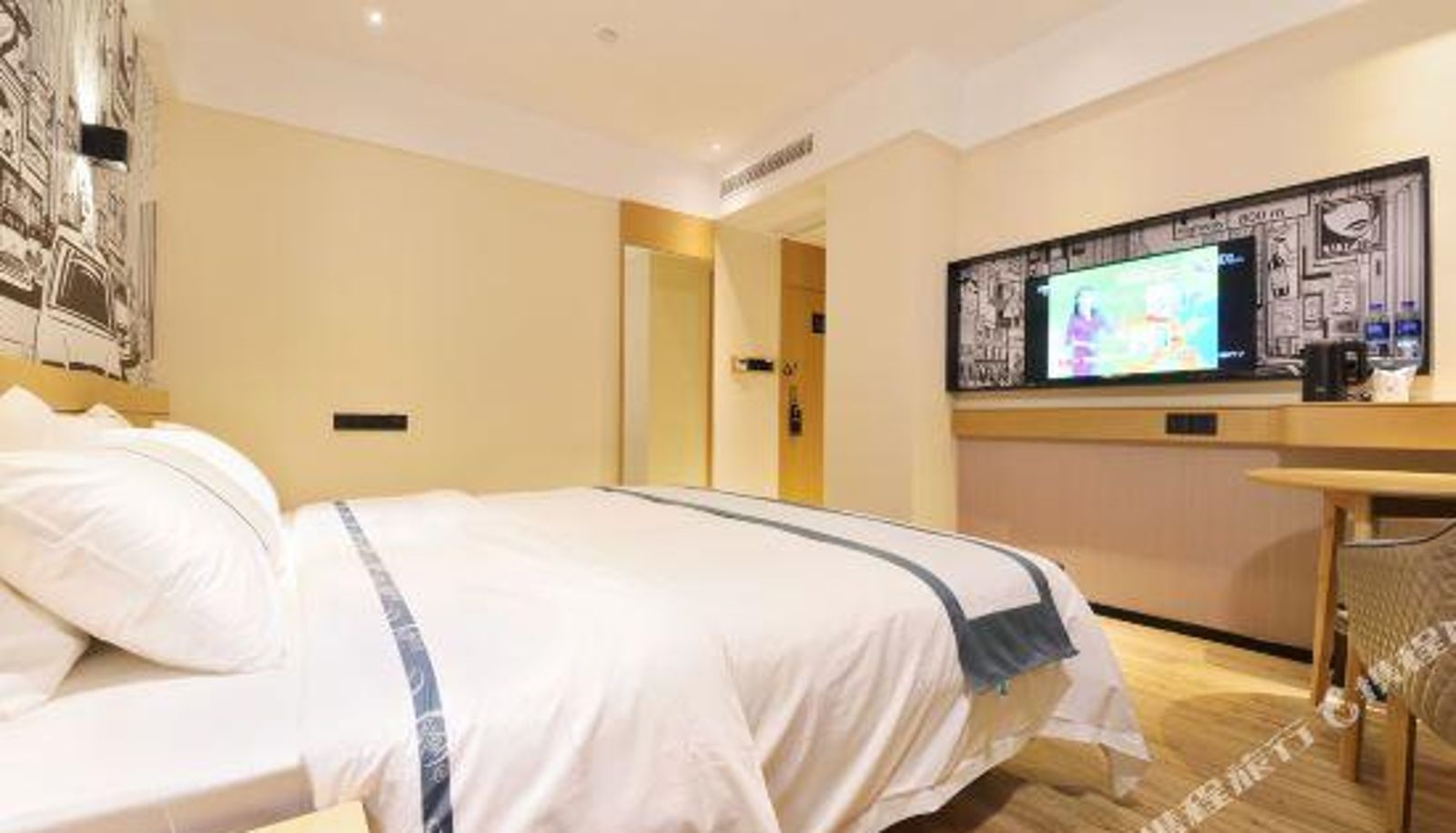 Camera business - City Comfort Inn(Outlet Store of Wuhan Tianhe airport)