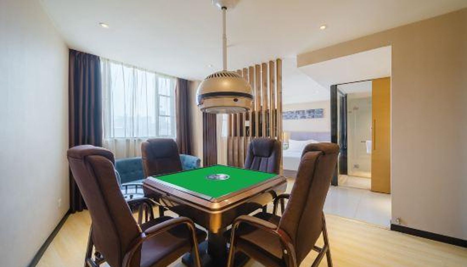 Business-kamer - Coastal City Hotel Chain (Wuhan Hankou Railway Station Garden Expo Park)