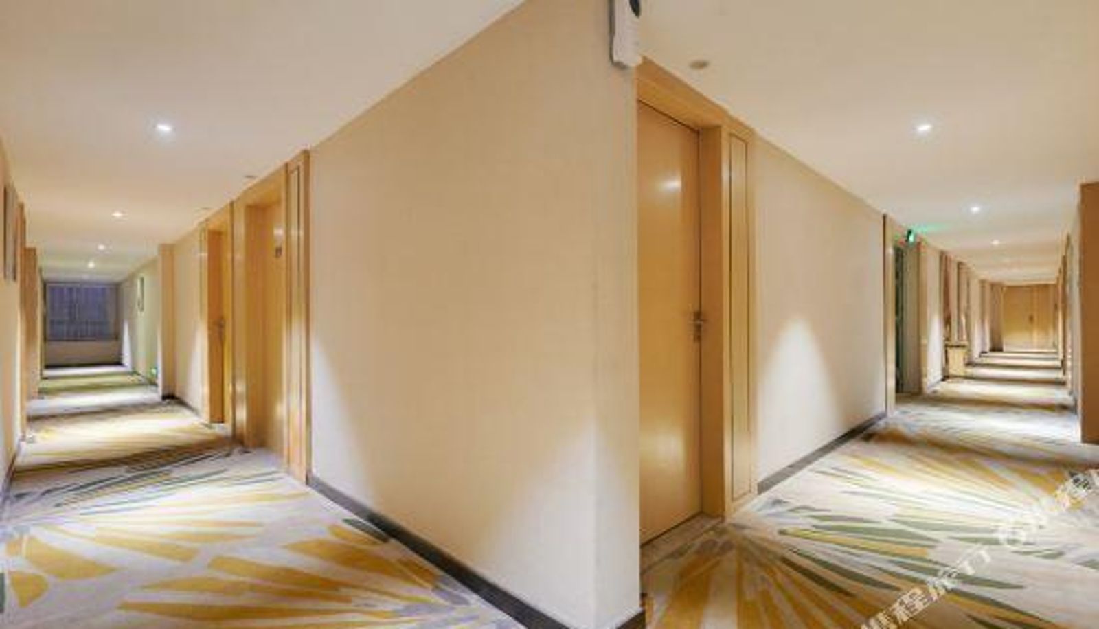 Recepcja - Super 8 Hotel (Wuhan Panlongcheng Tianhe Airport)