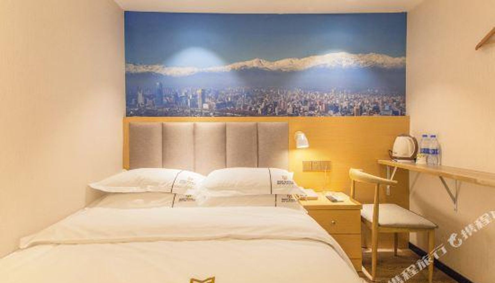 Zimmer - Momo World Micro Hotel (Wuchang Railway Station)