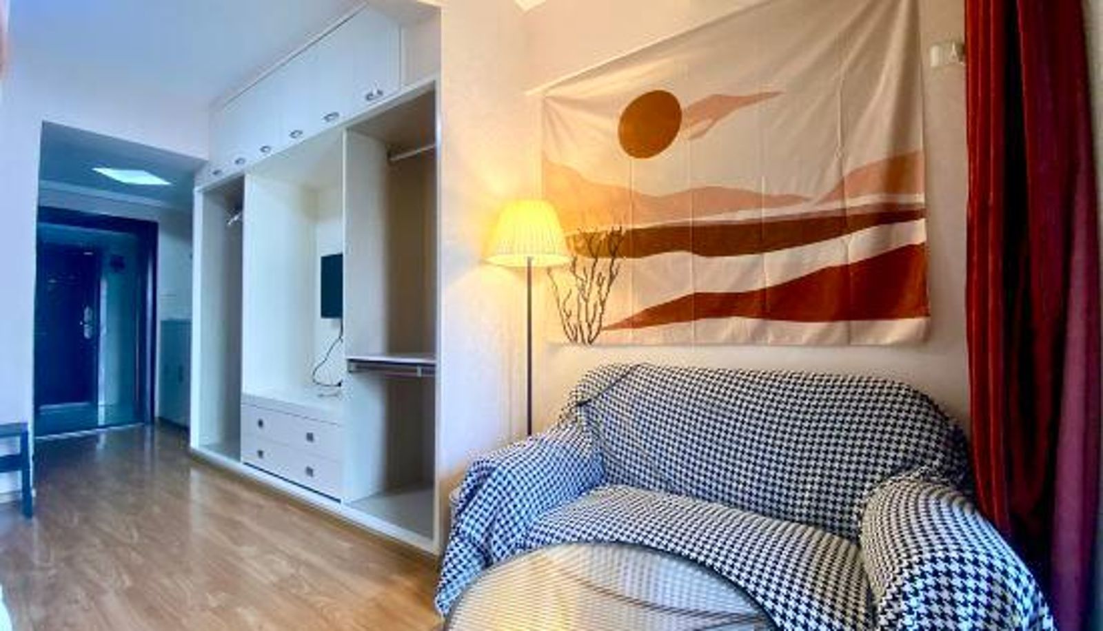 Room - Leaf Art Apartment Hotel