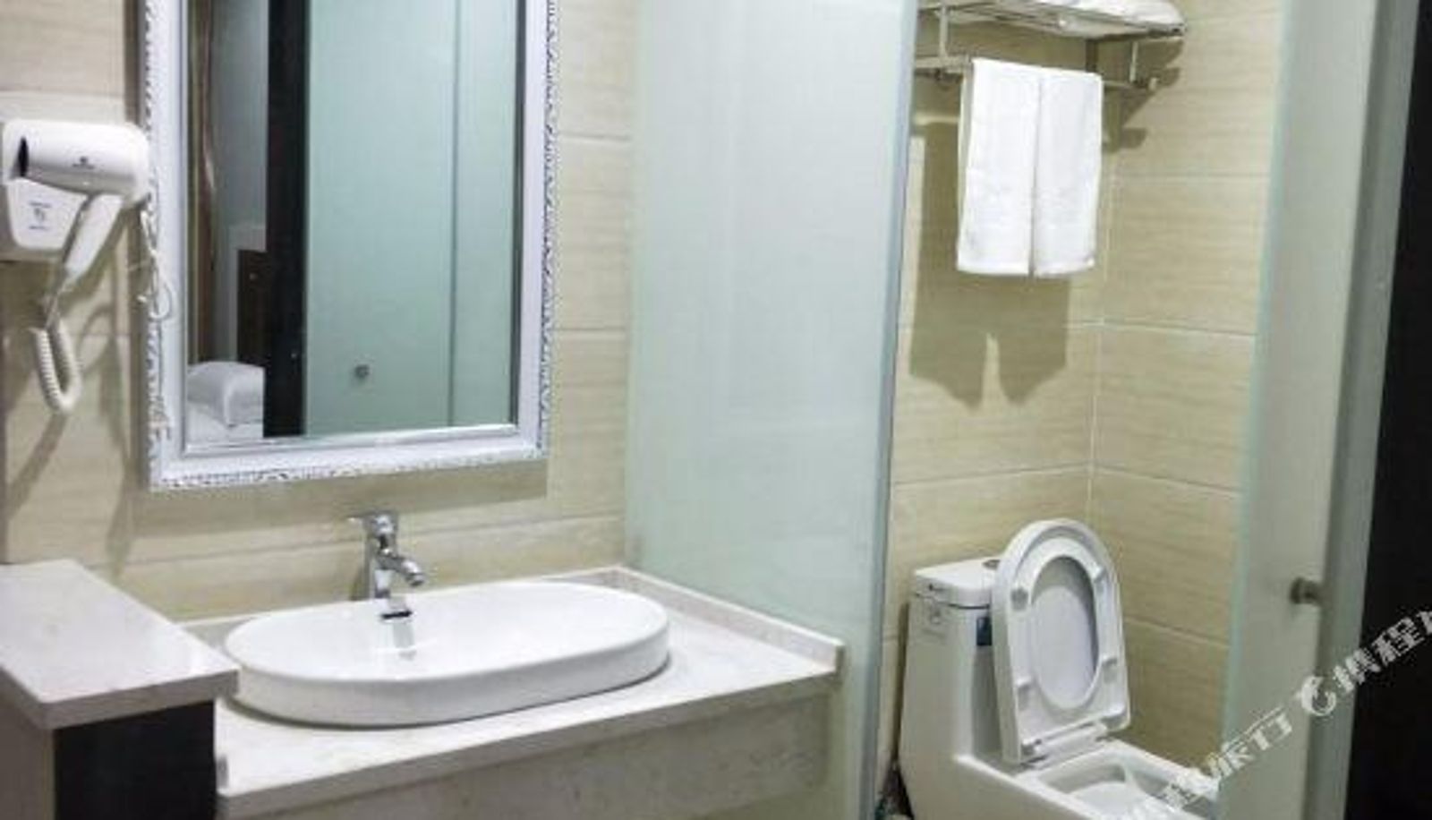 Camera - Qiu Business Hotel (Wuhan Zhuoer Enterprise Headquarters Wanda Plaza Panlongcheng Branch)