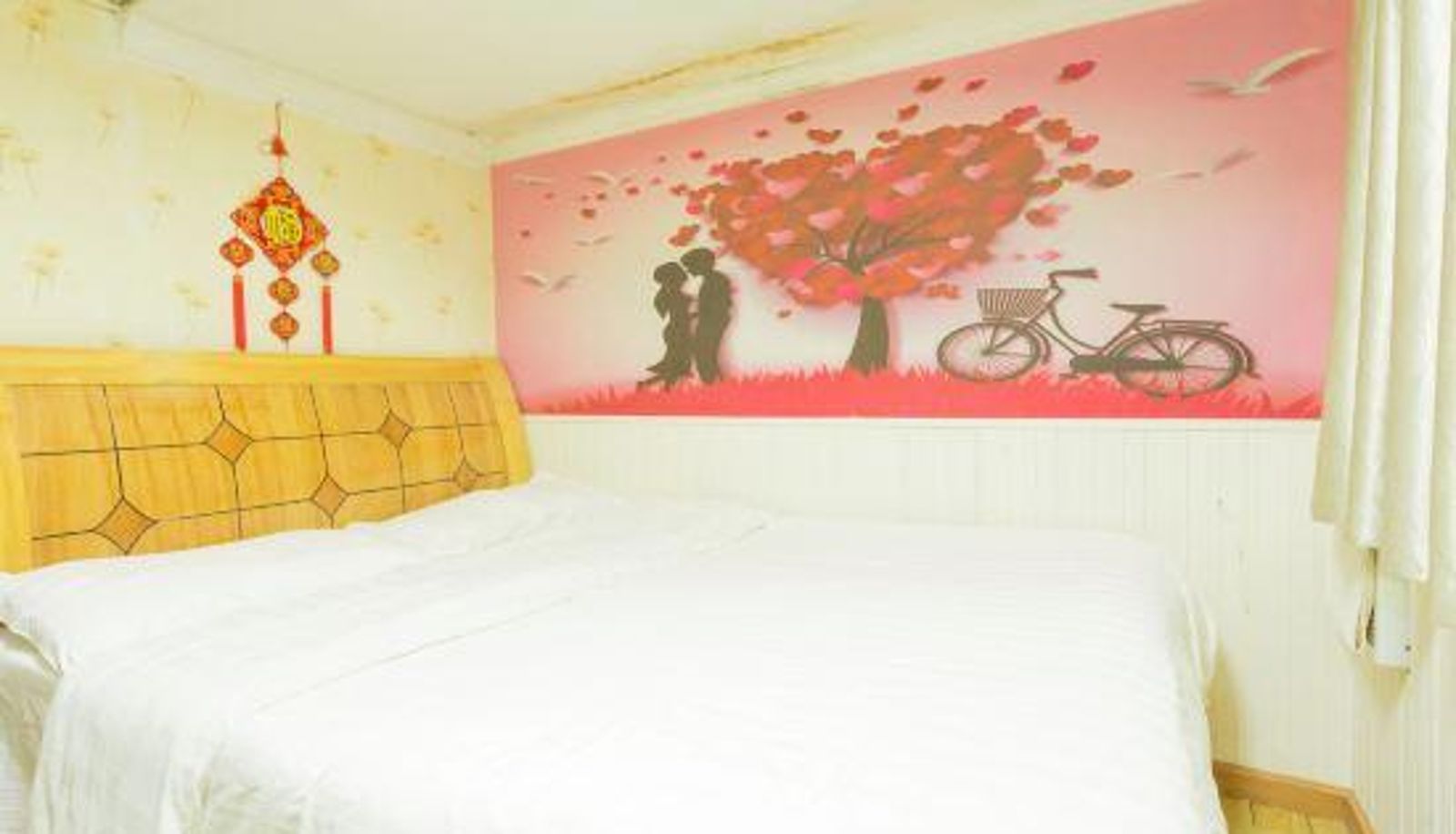 Kamer - Deyi Hotel (Wuhan Optics Valley Pedestrian Street)