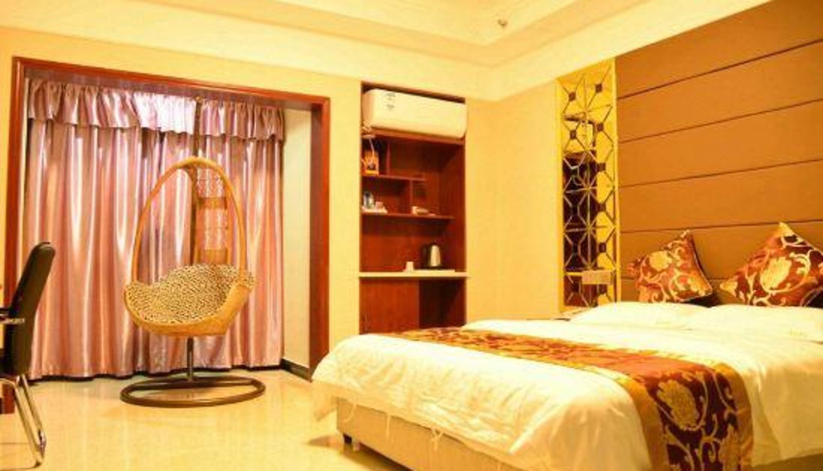 Kamer - Sunshine Rainbow Hotel