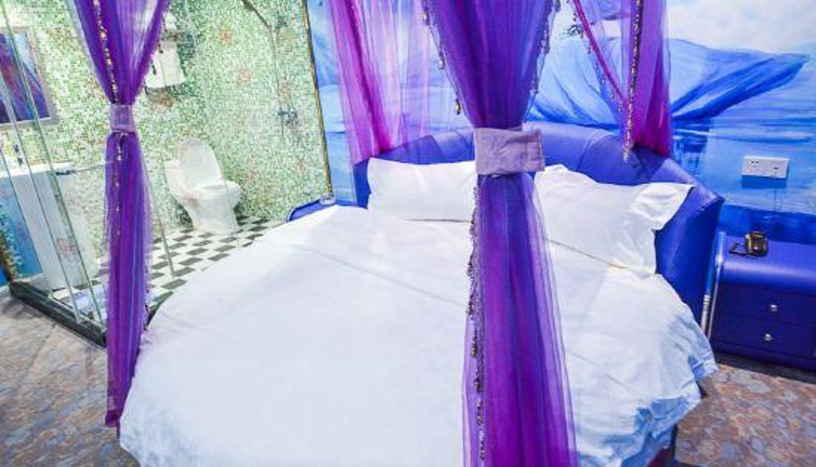 Kamer - Wei'ai Theme Hotel