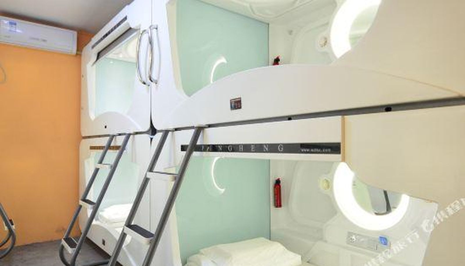 Room - Zhumengzhe Capsule Hostel