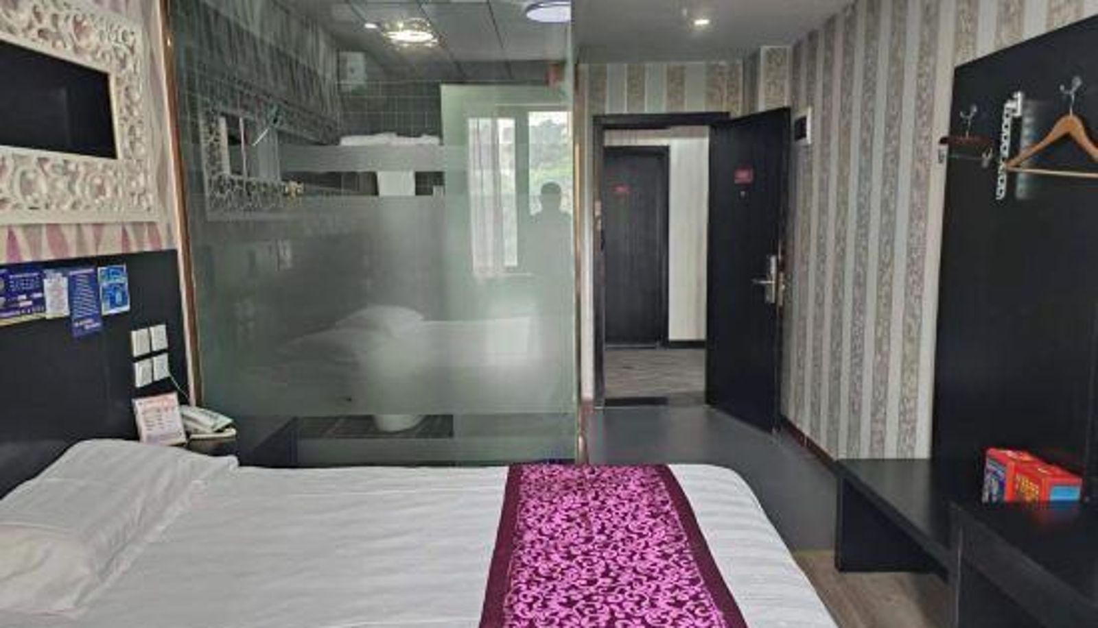Kamer - Youth City Mini Hotel (Wuhan Institute of Engineering Science and Technology)