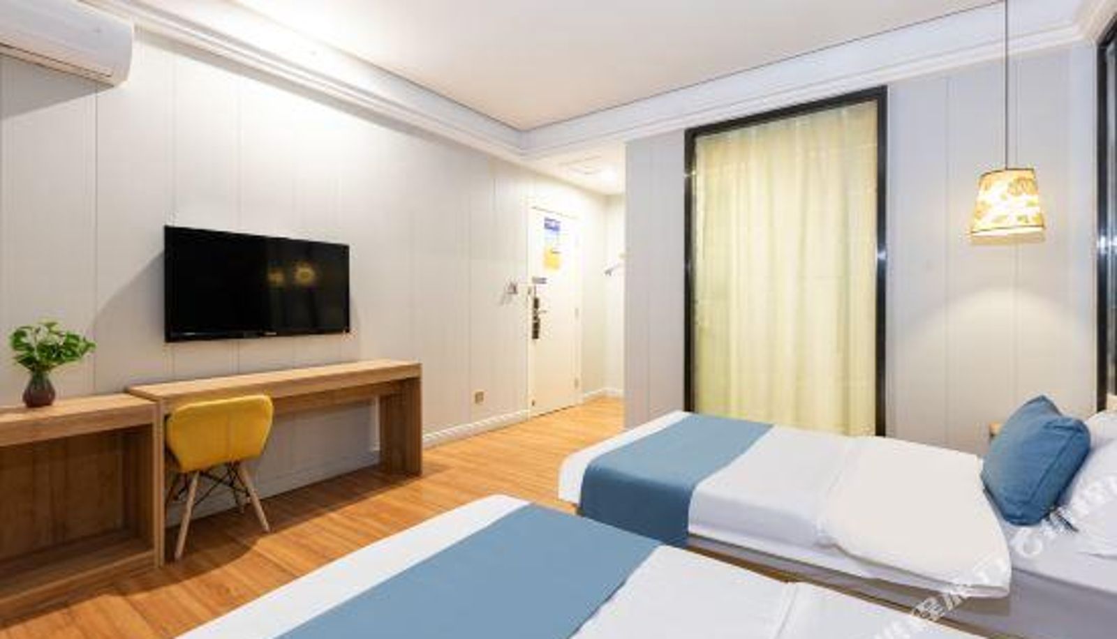 Camera - Provence Garden Hotel (Wuhan Tianhe International Airport Songjiagang Subway Station)