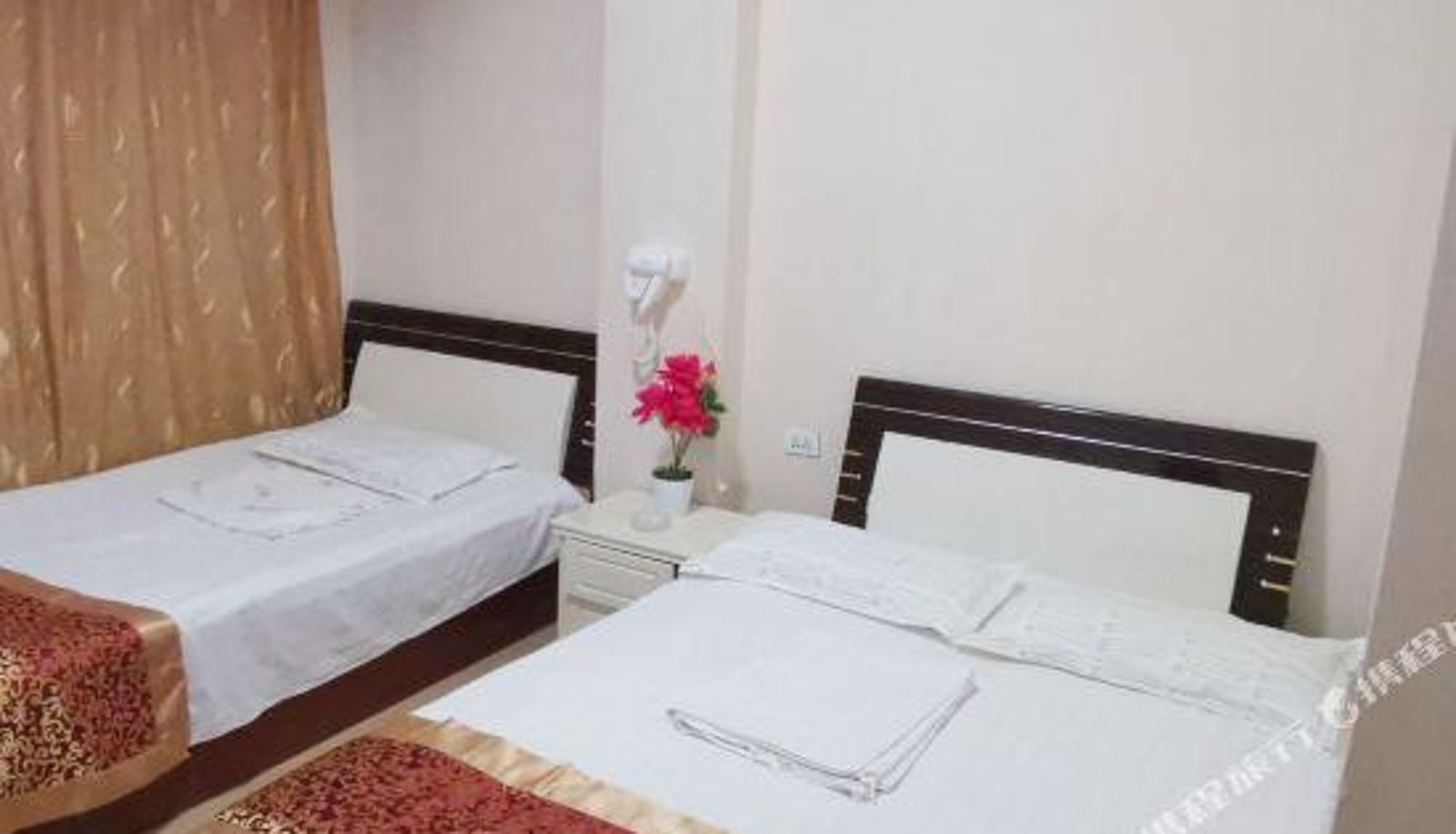 Chambre - Xueyou Hotel (Hubei Ecological Engineering Vocational College)