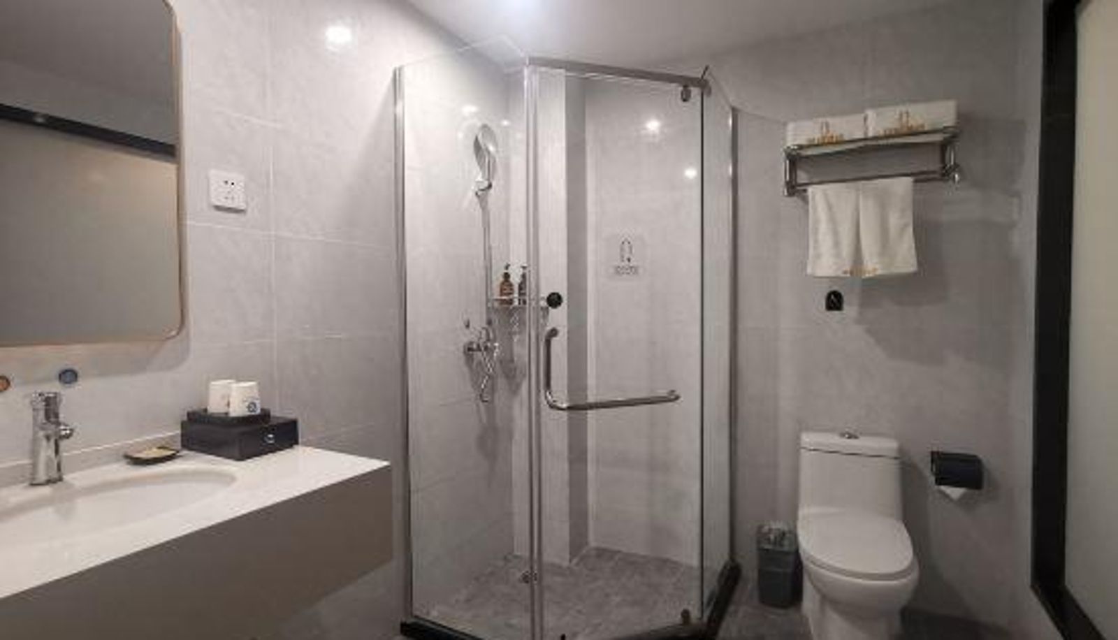 Chambre - Tuke China Light Hotel (Wuhan Happy Valley Wuhan High-speed Railway Station)