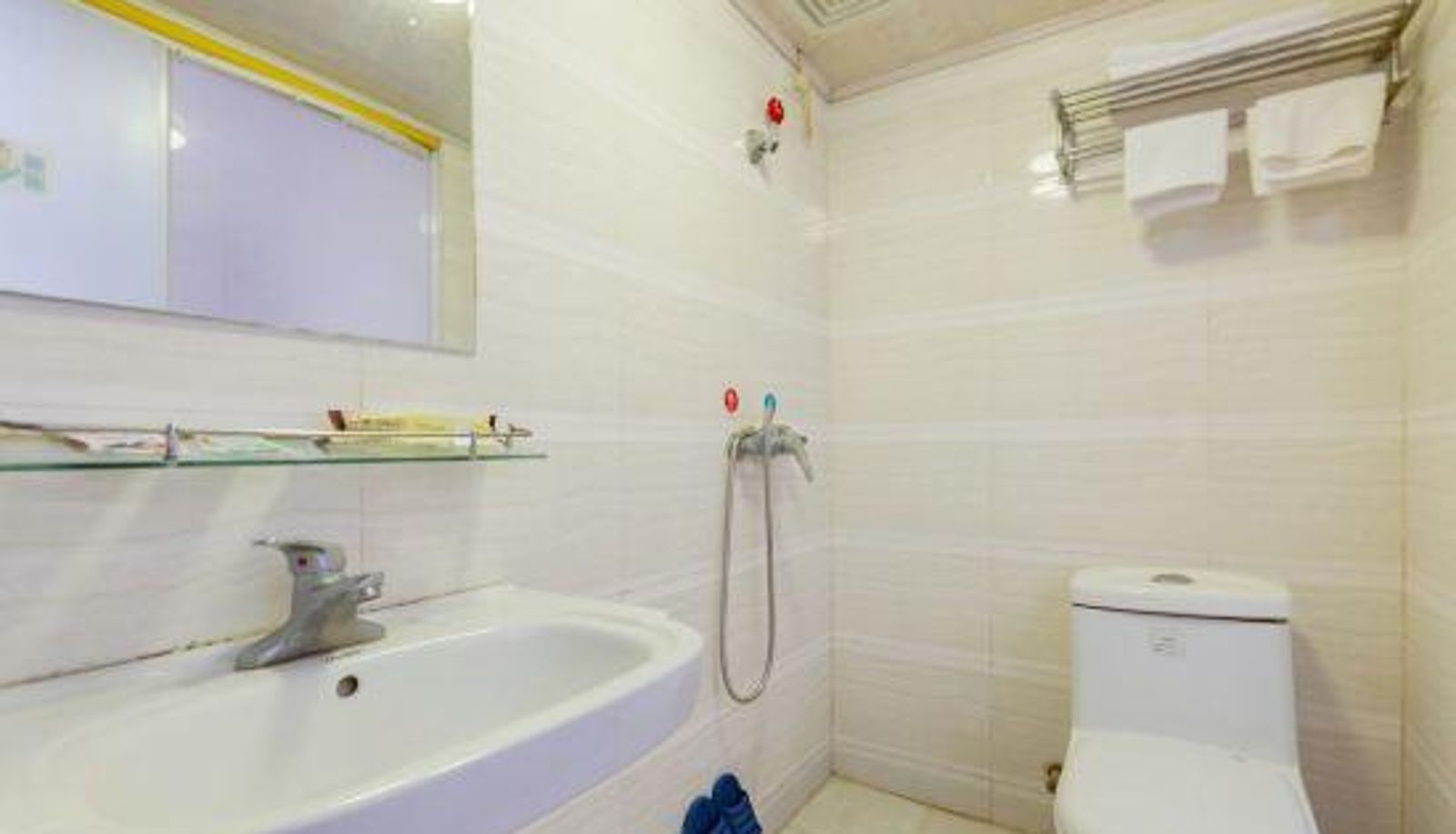 Room - Xinqiqi Hotel
