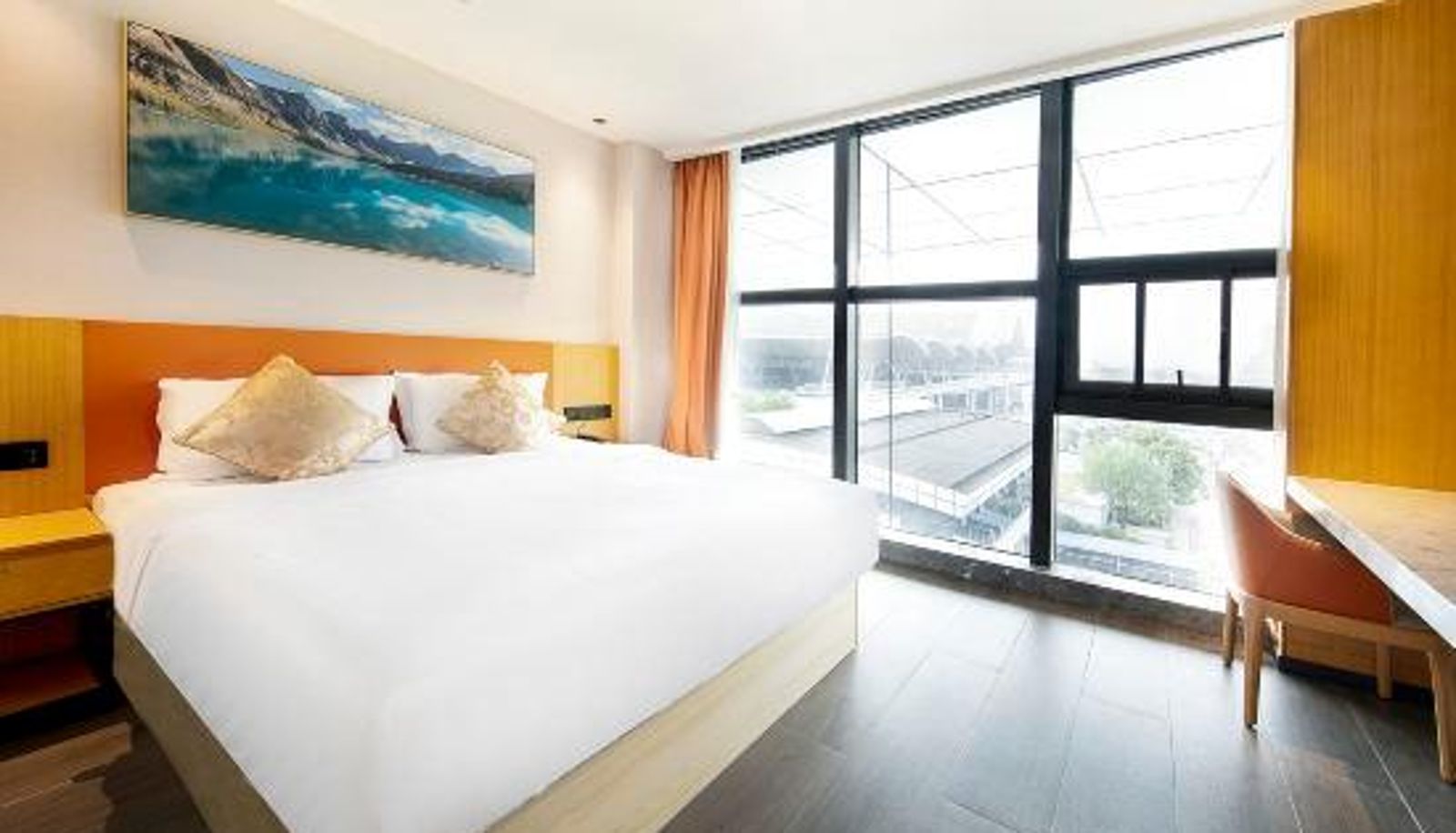 Chambre - City Express Hotel (Wuhan High-speed Railway Station East Plaza)