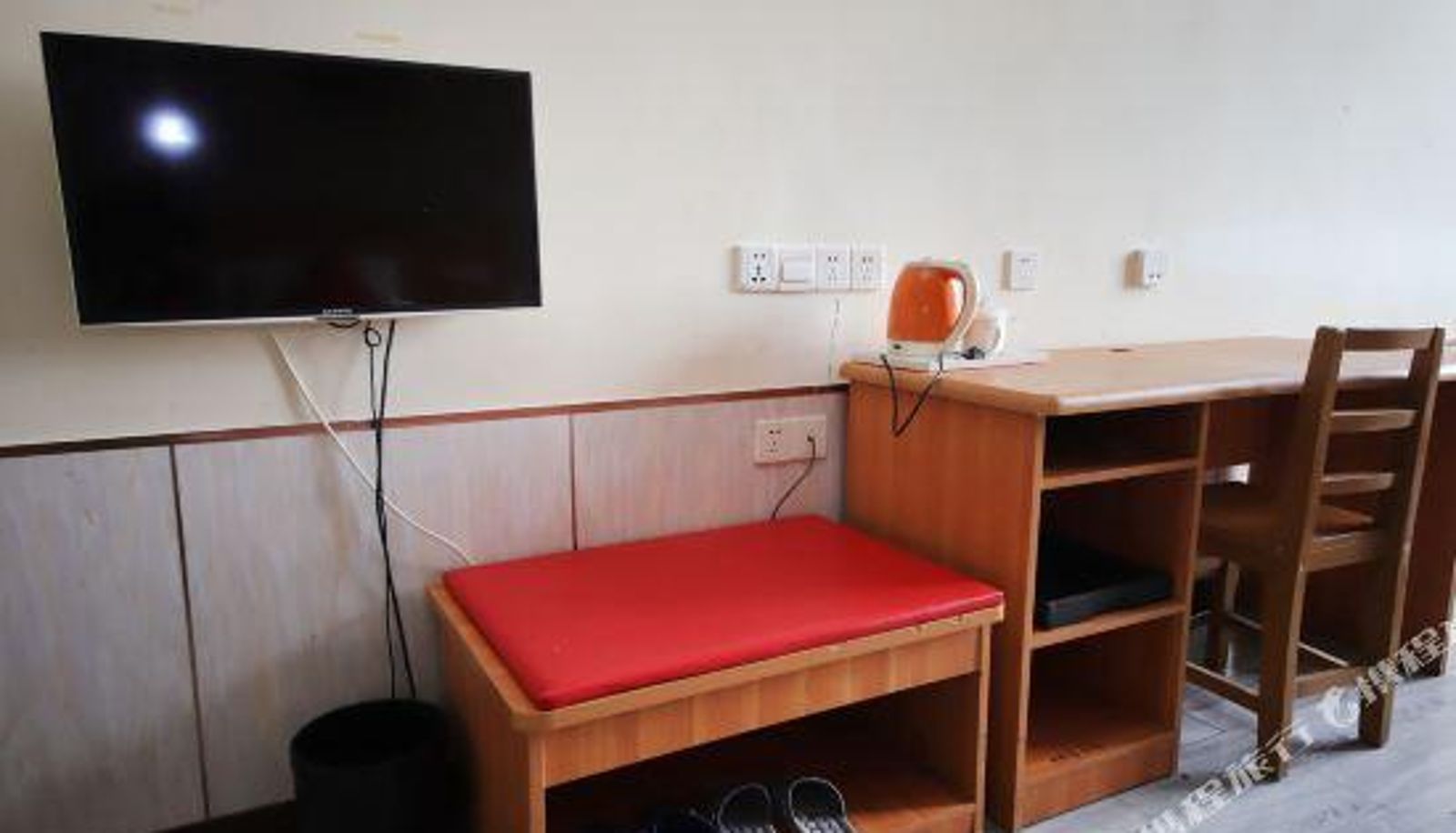 Camera - Wanjialai Hotel