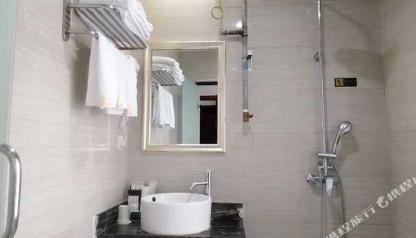 Habitación - Jin Hao Business Hotel (Wuhan Fozuling Metro Station)