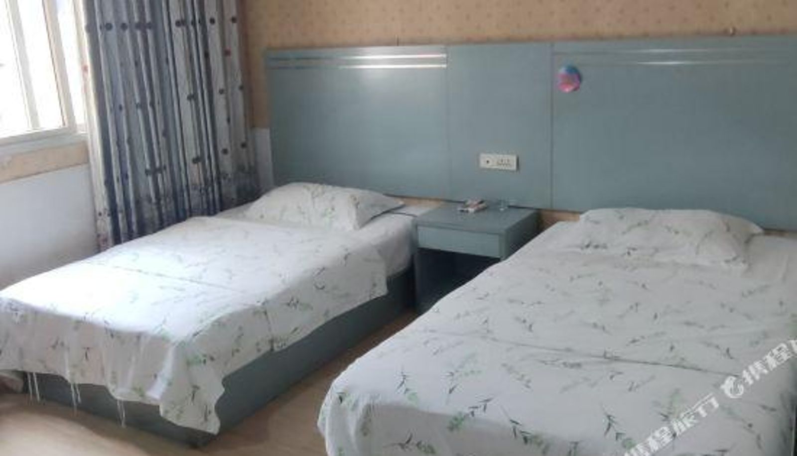 Kamer - Huatai Business Hotel (Wuhan Baishazhou Agricultural and Sideline Products Market)