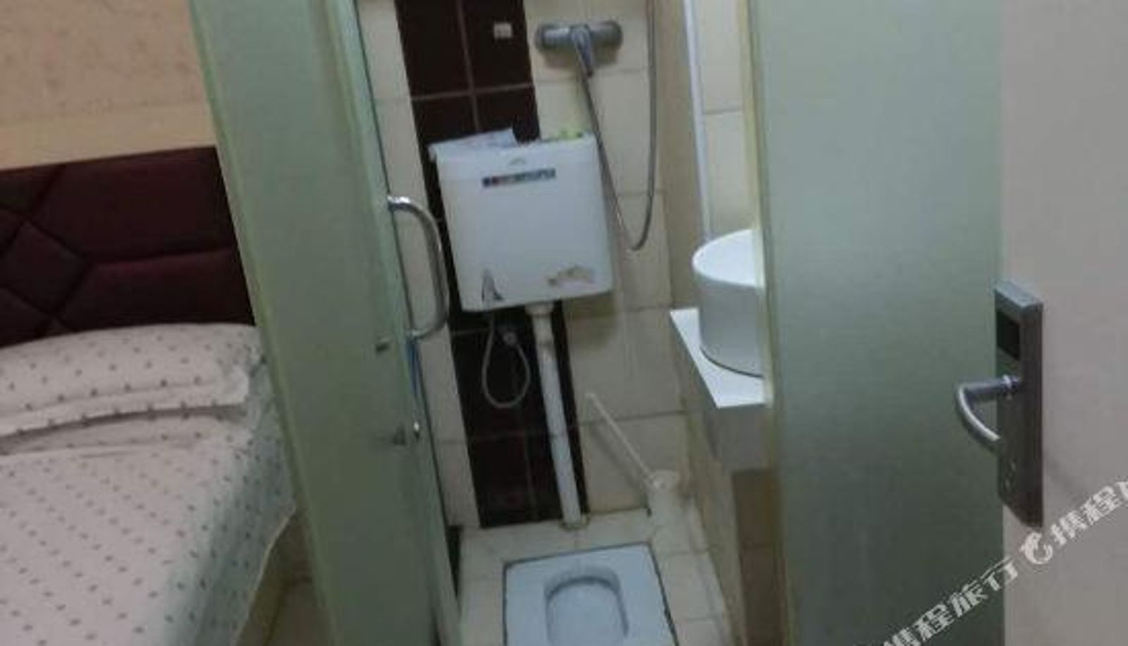 Kamer - Jintao Hongmeilong Hostel