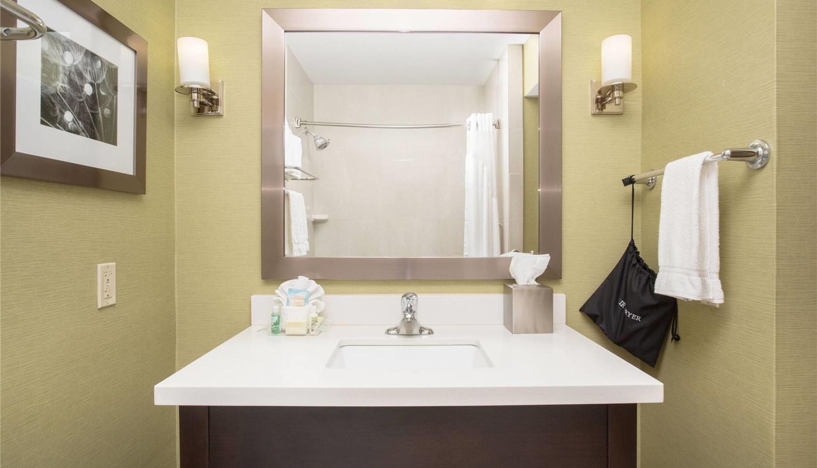 Chambre - Wyndham Grand Executive Center Little Rock Airport