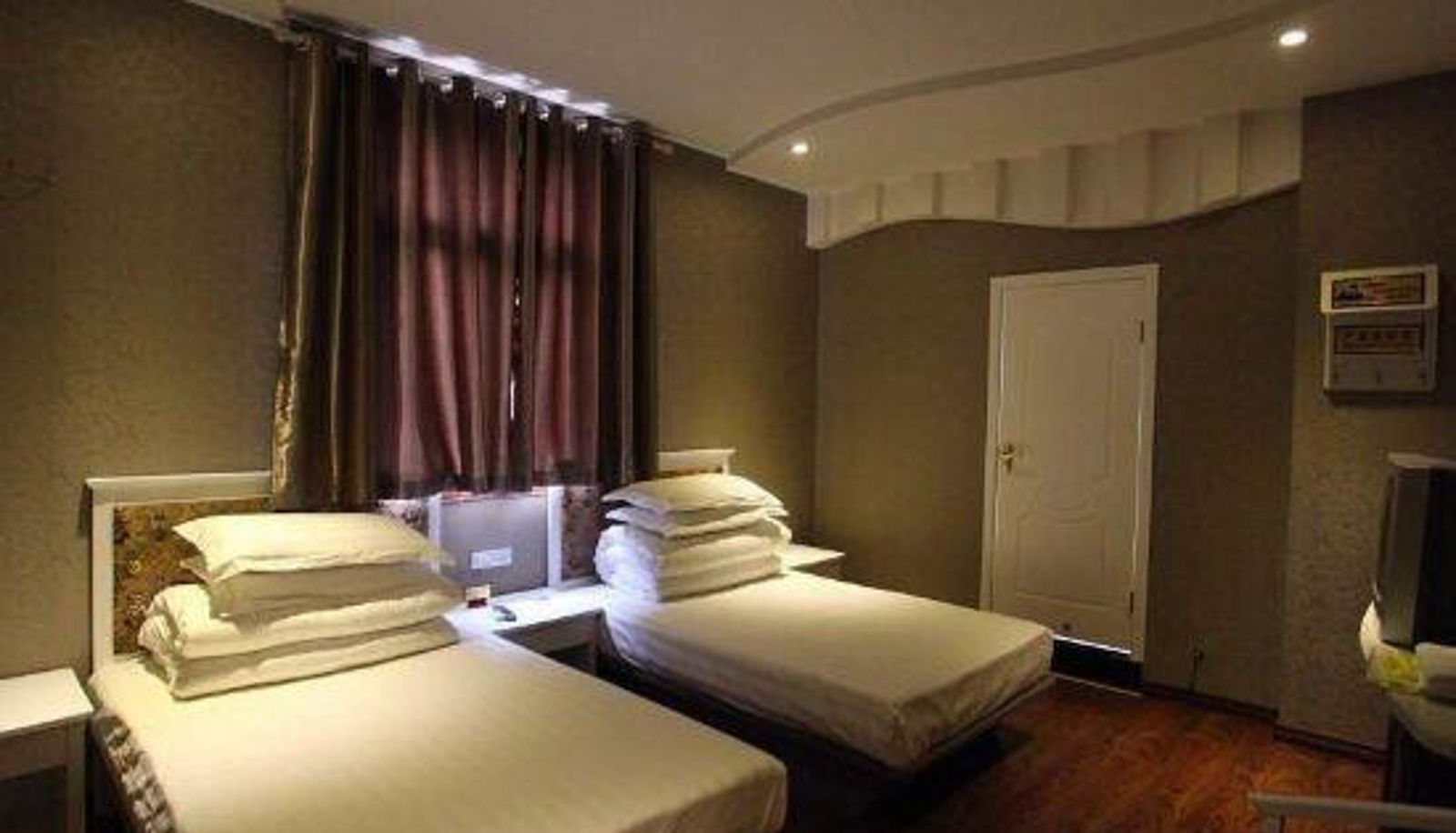 Room - Weimin Hotel (Hanyang No. 1 Middle School)