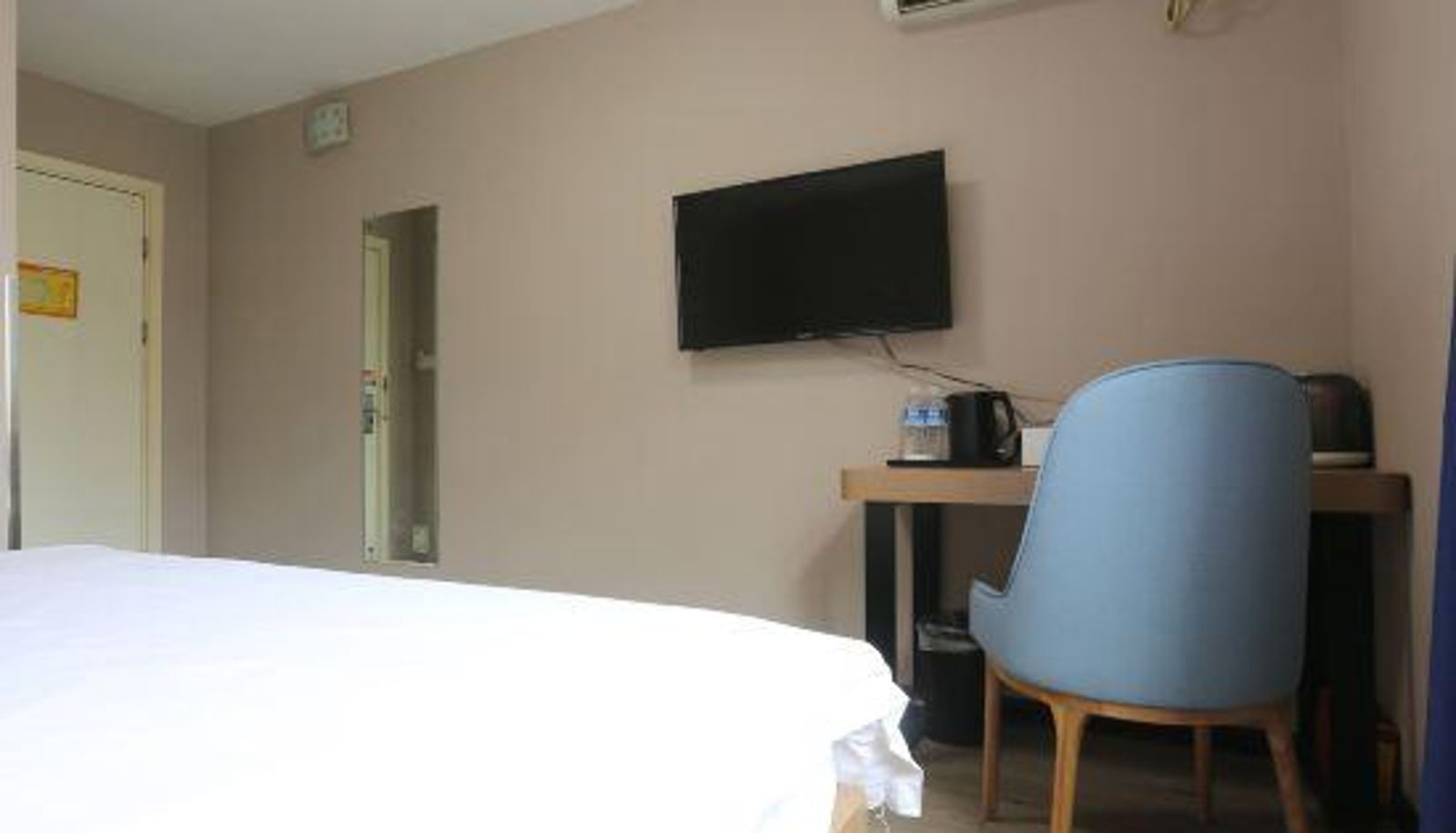 Kamer - 7-day Chain Hotel (Wuhan Xudong Hubei University Branch)