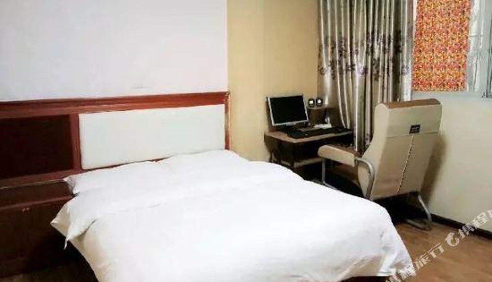 Room - Jiuxin Hotel