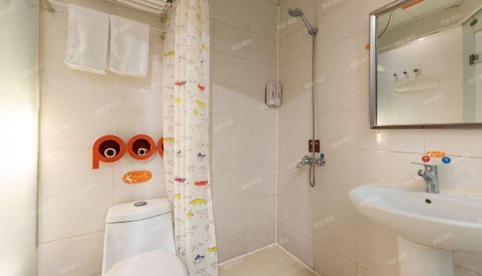 Chambre Familiale - Home Inn Huayi Hotel (Wuhan University Provincial Women and Children Store)