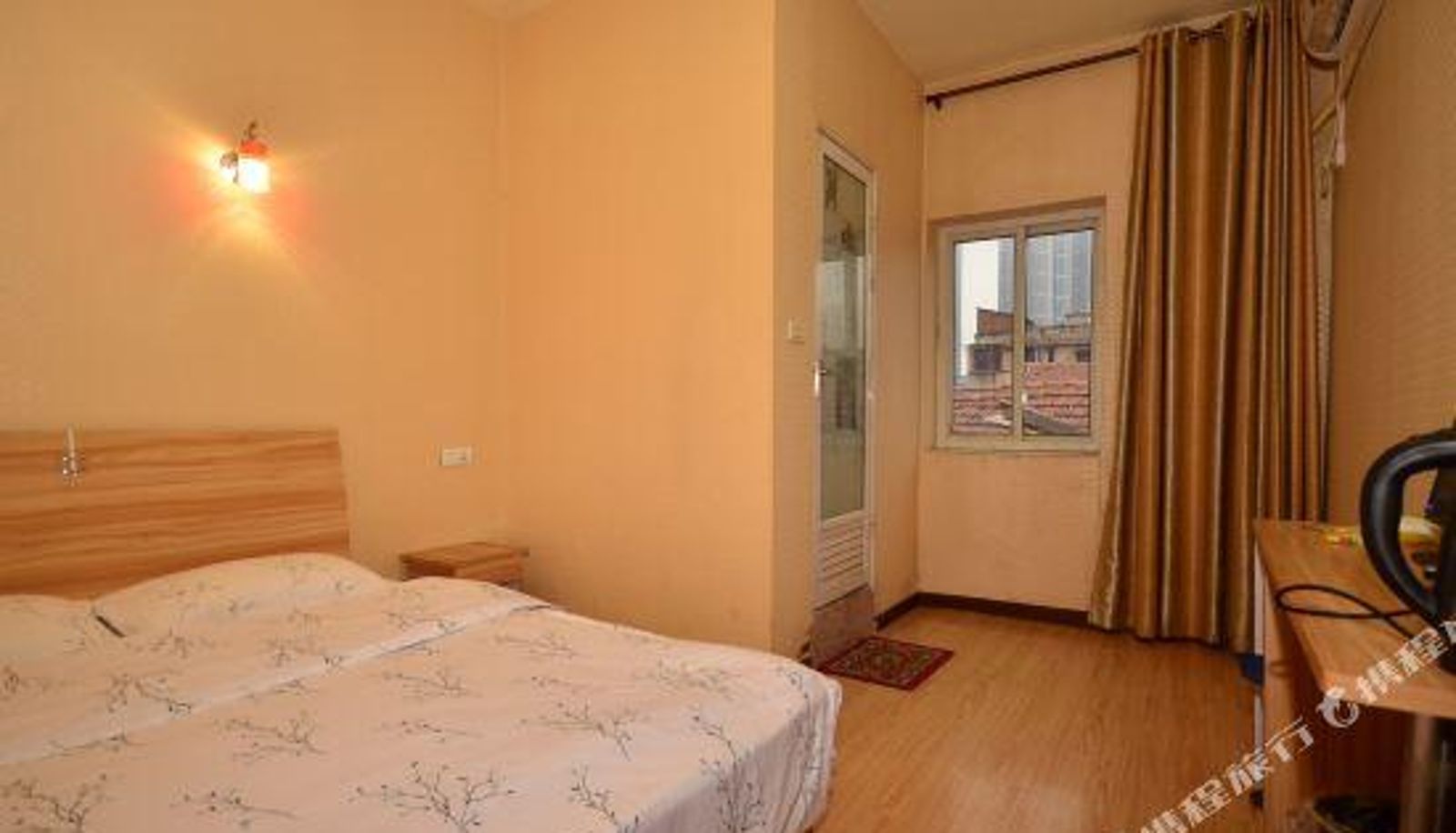 Room - Happiness Hotel (Wuhan Unified Street Store)