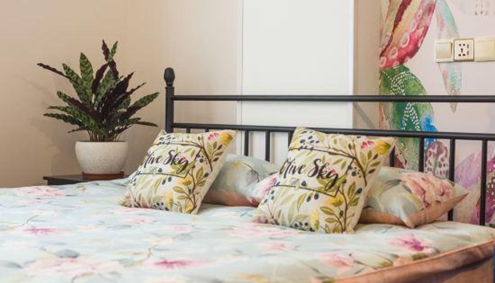 Zimmer - With Flower Jingshe Theme Room