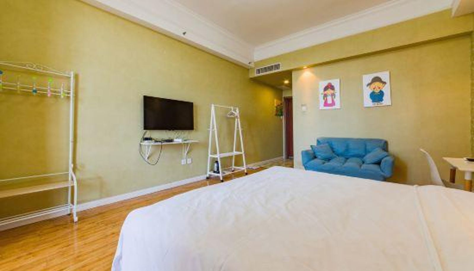 Business-Zimmer - Tommy