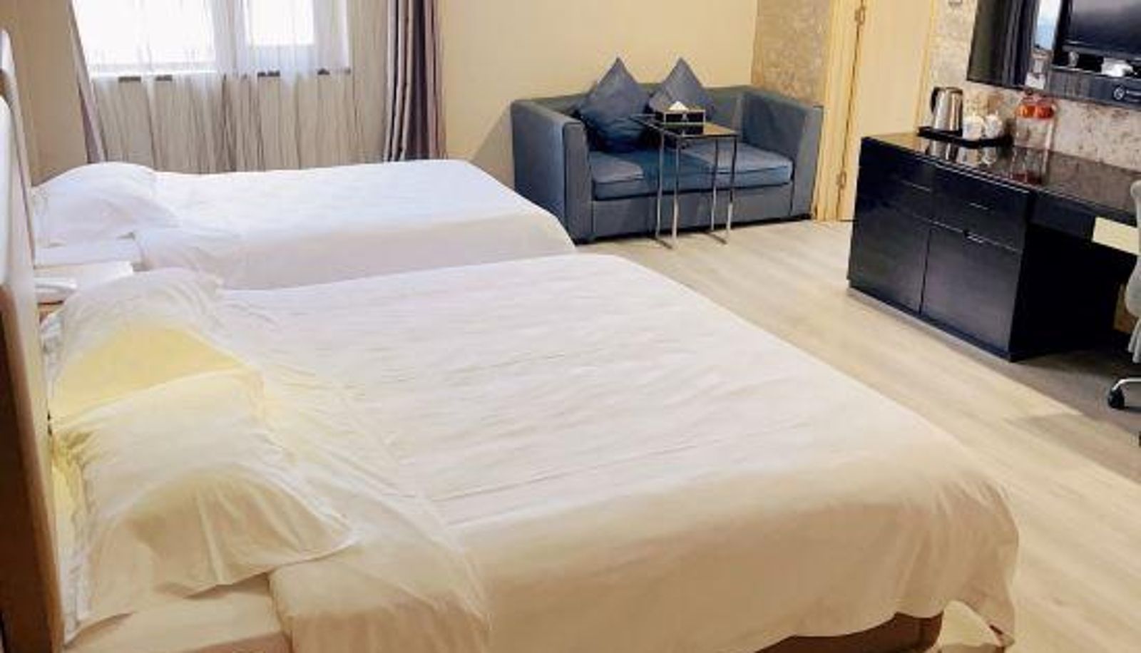 Family room - Tianze hotel (Tianshui Maiji Wei River style line shop)