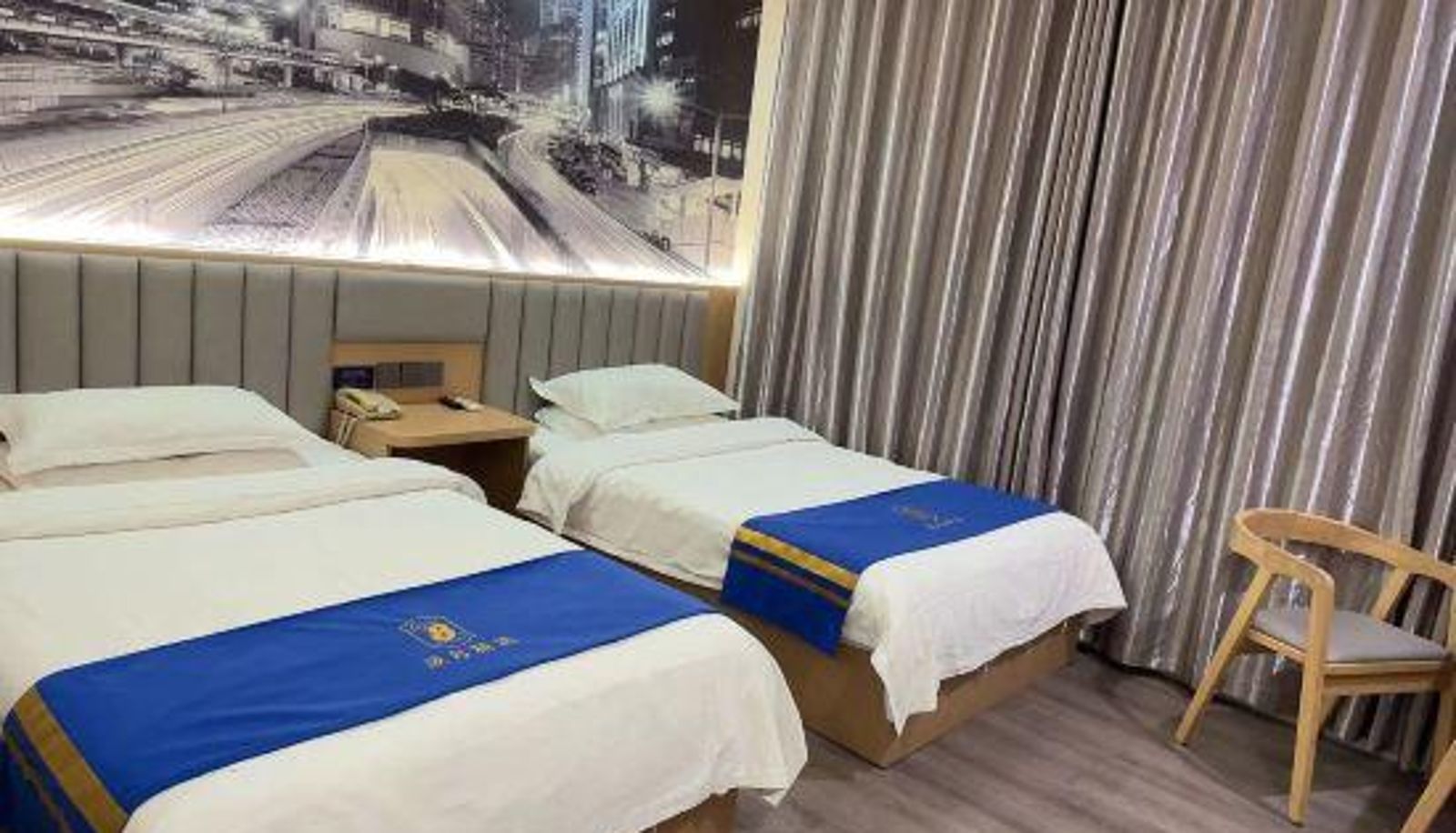 Camera - Super 8 Hotel (Tianshui Railway Station Weihe Fengqing Line)