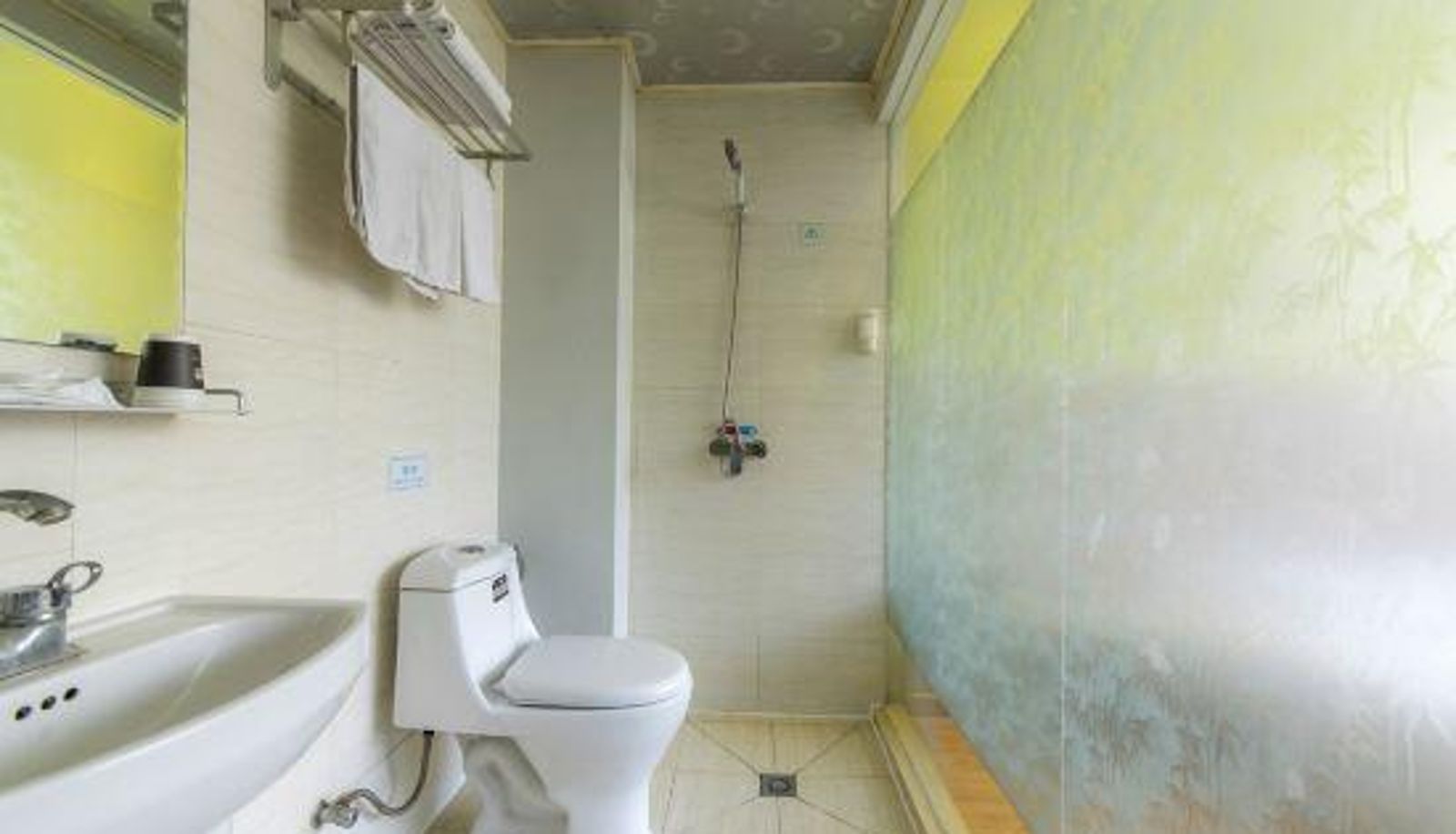Habitación corporativa - Yibai Liangpin Hotel