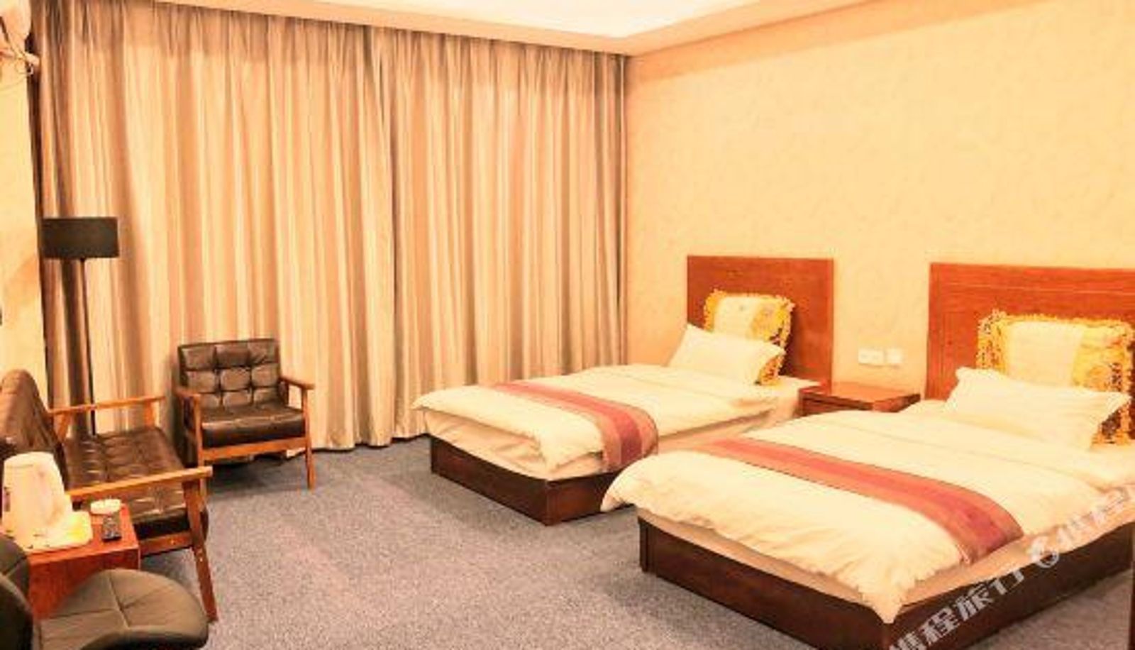 Camera - HuaXing hotel