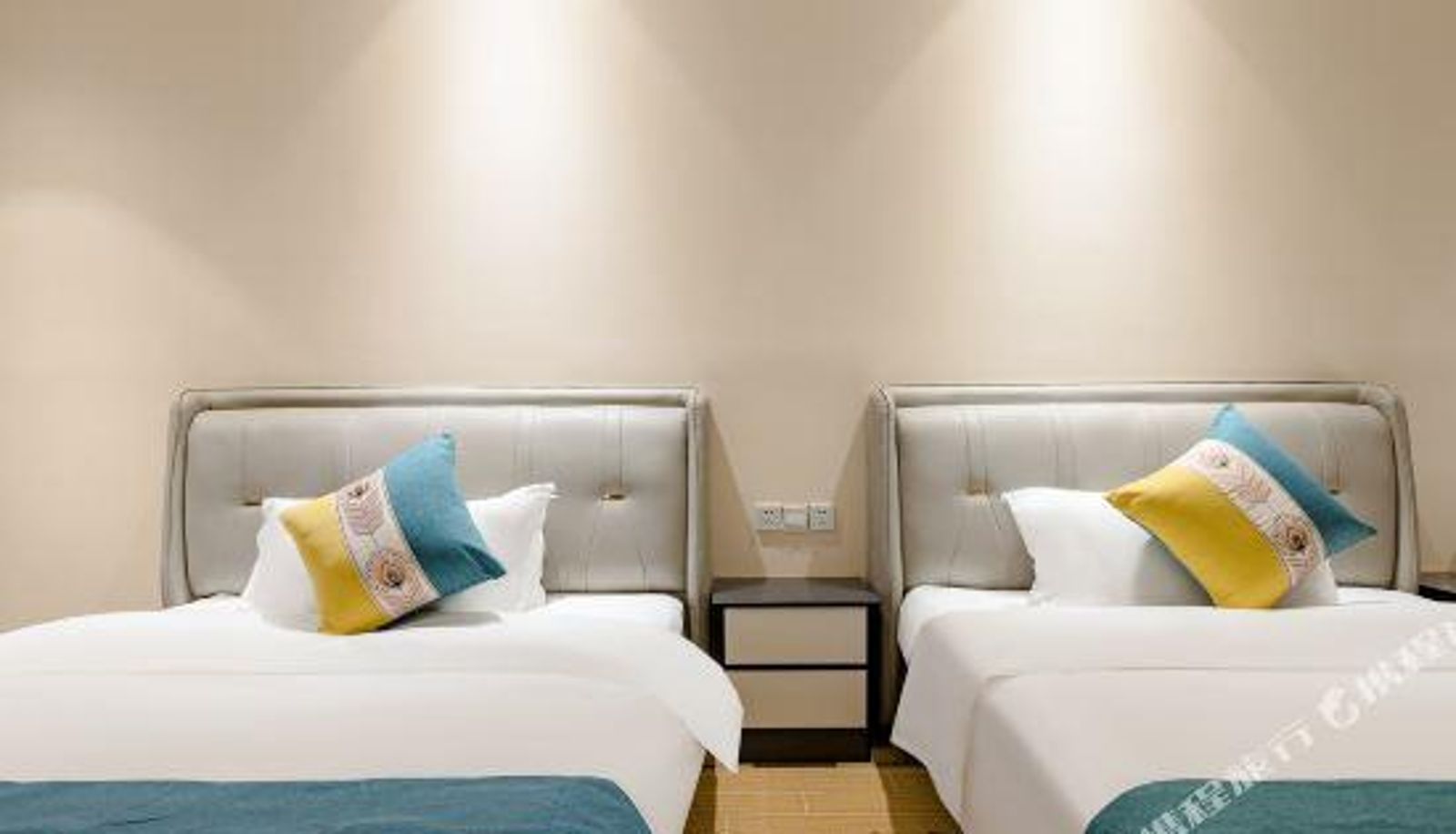 Zimmer - Love road Sofitel Hotel (Taian Wanda Plaza store)
