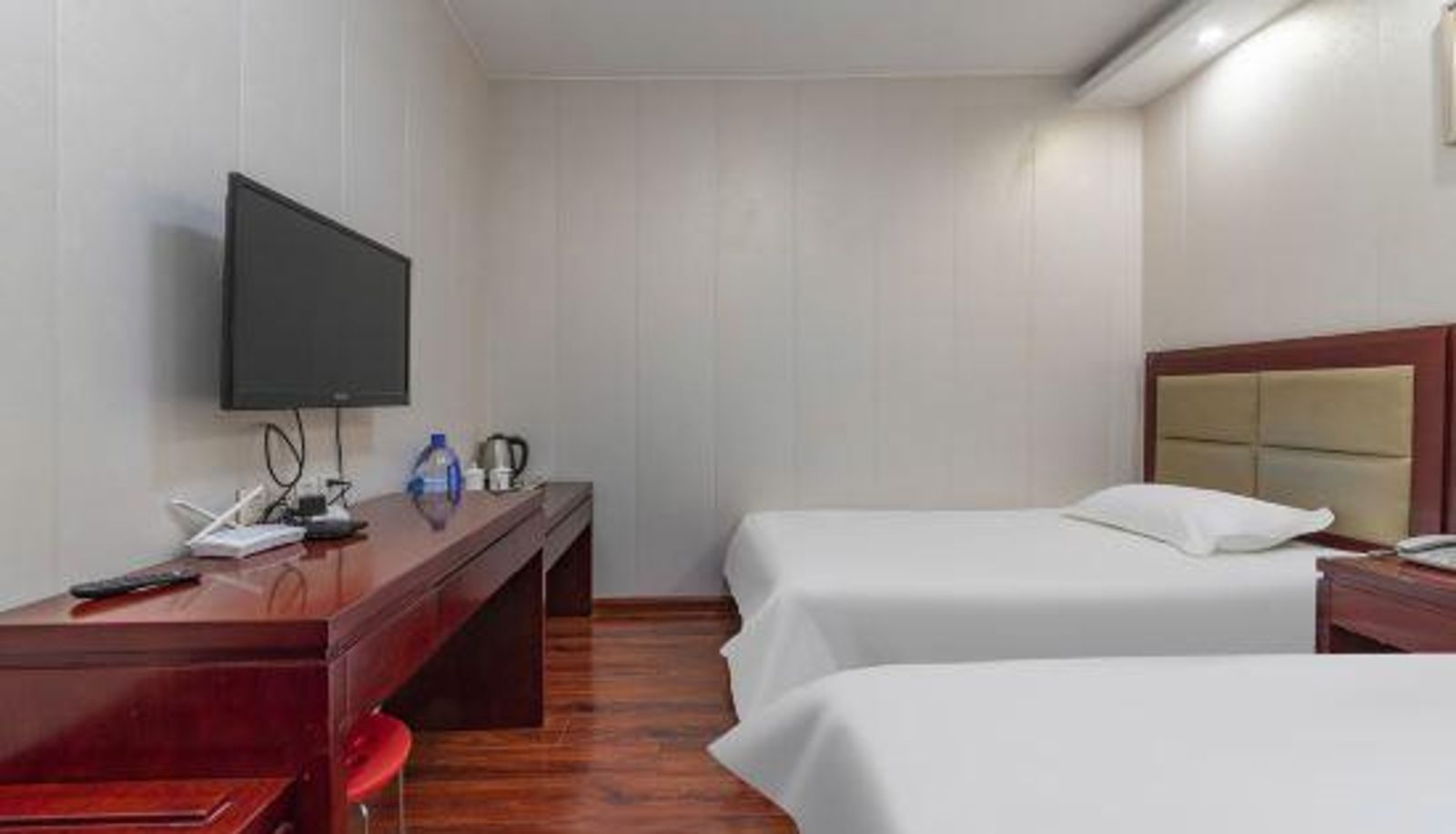 Innenbreich - Pintai Express Hotel (Tai'an Wanda Plaza)
